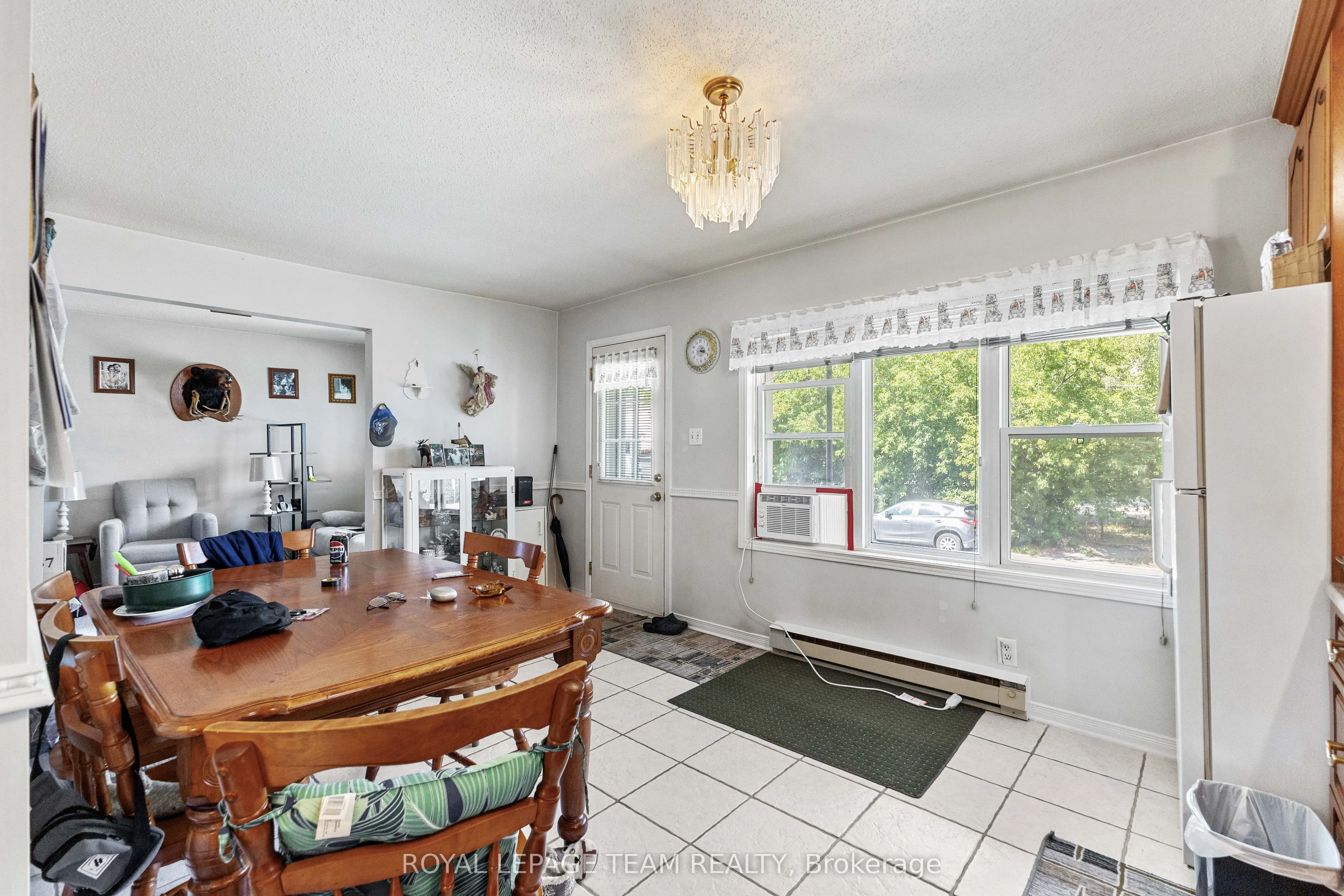 46 Jolliet Avenue