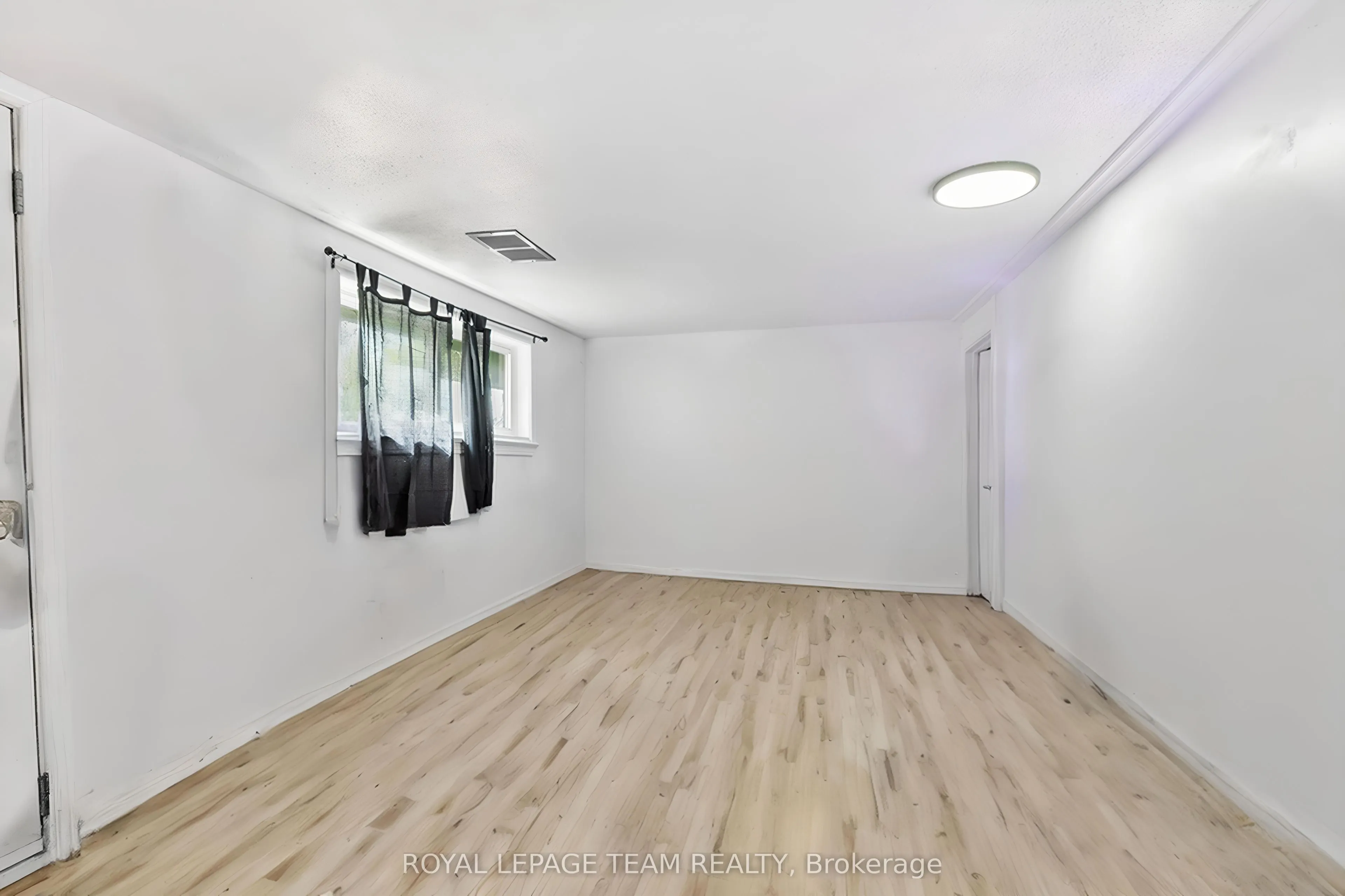 105 Jolliet Avenue