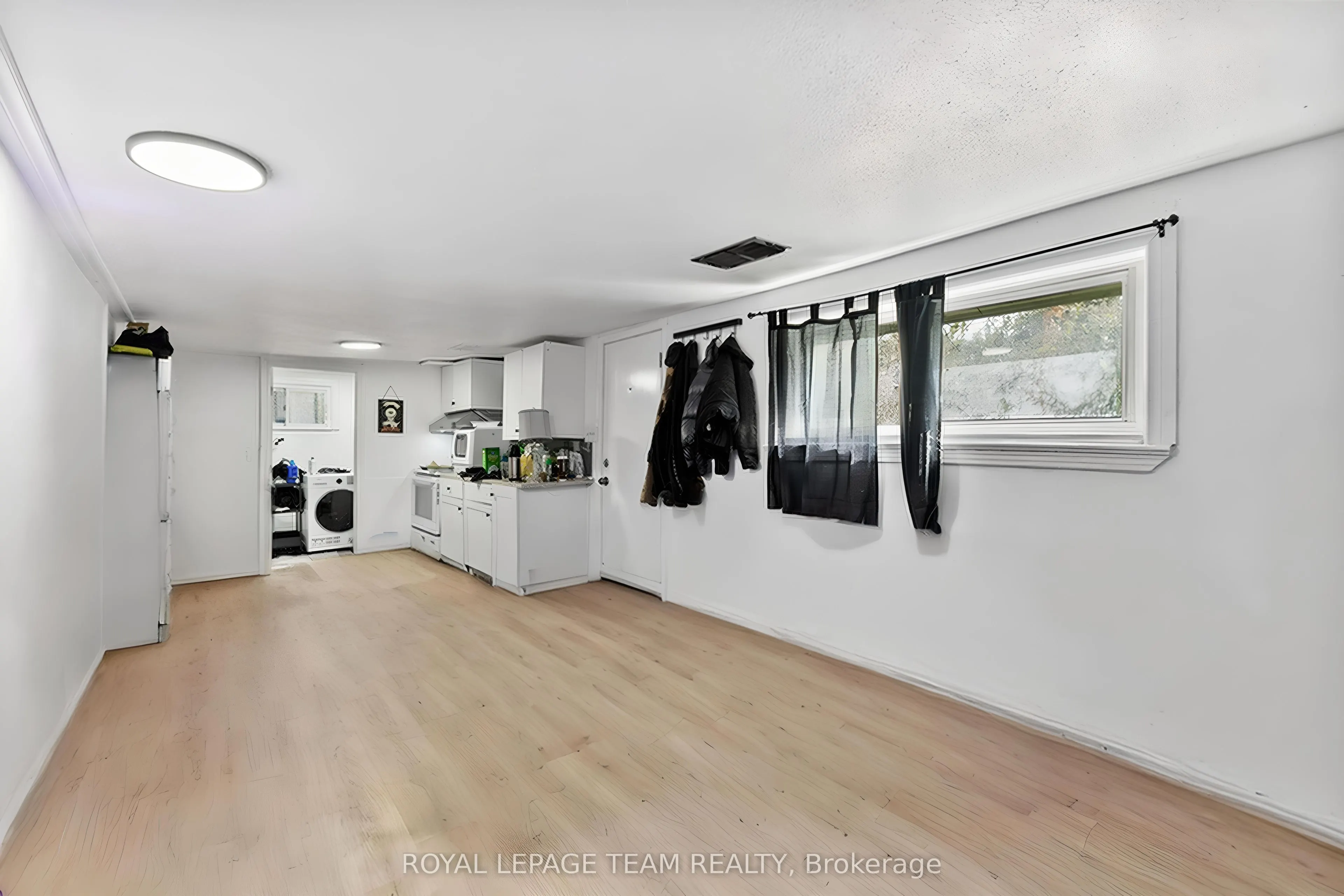 105 Jolliet Avenue