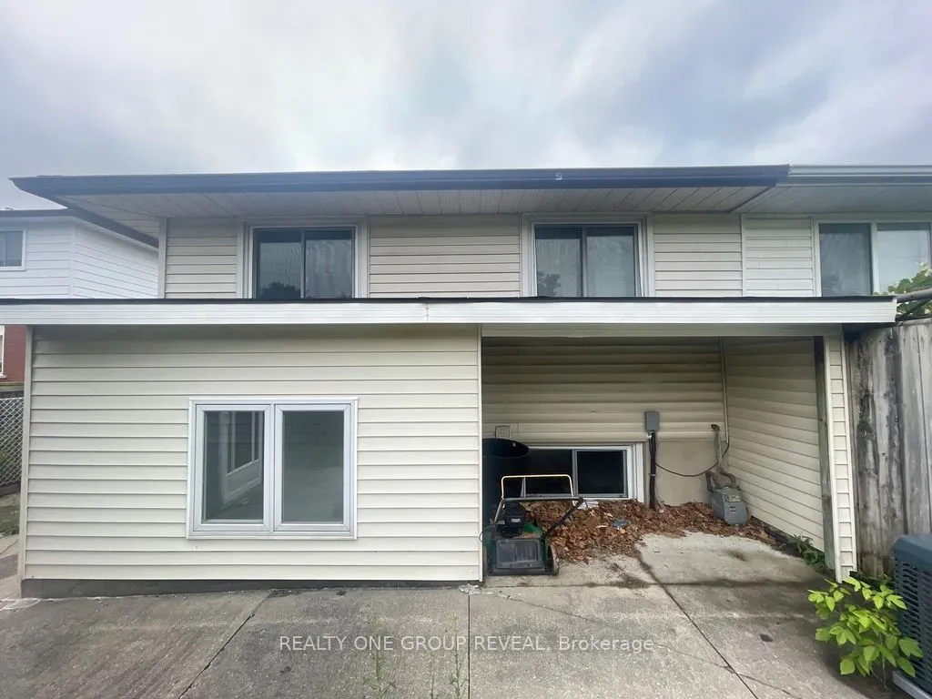 56 Bakersfield Drive