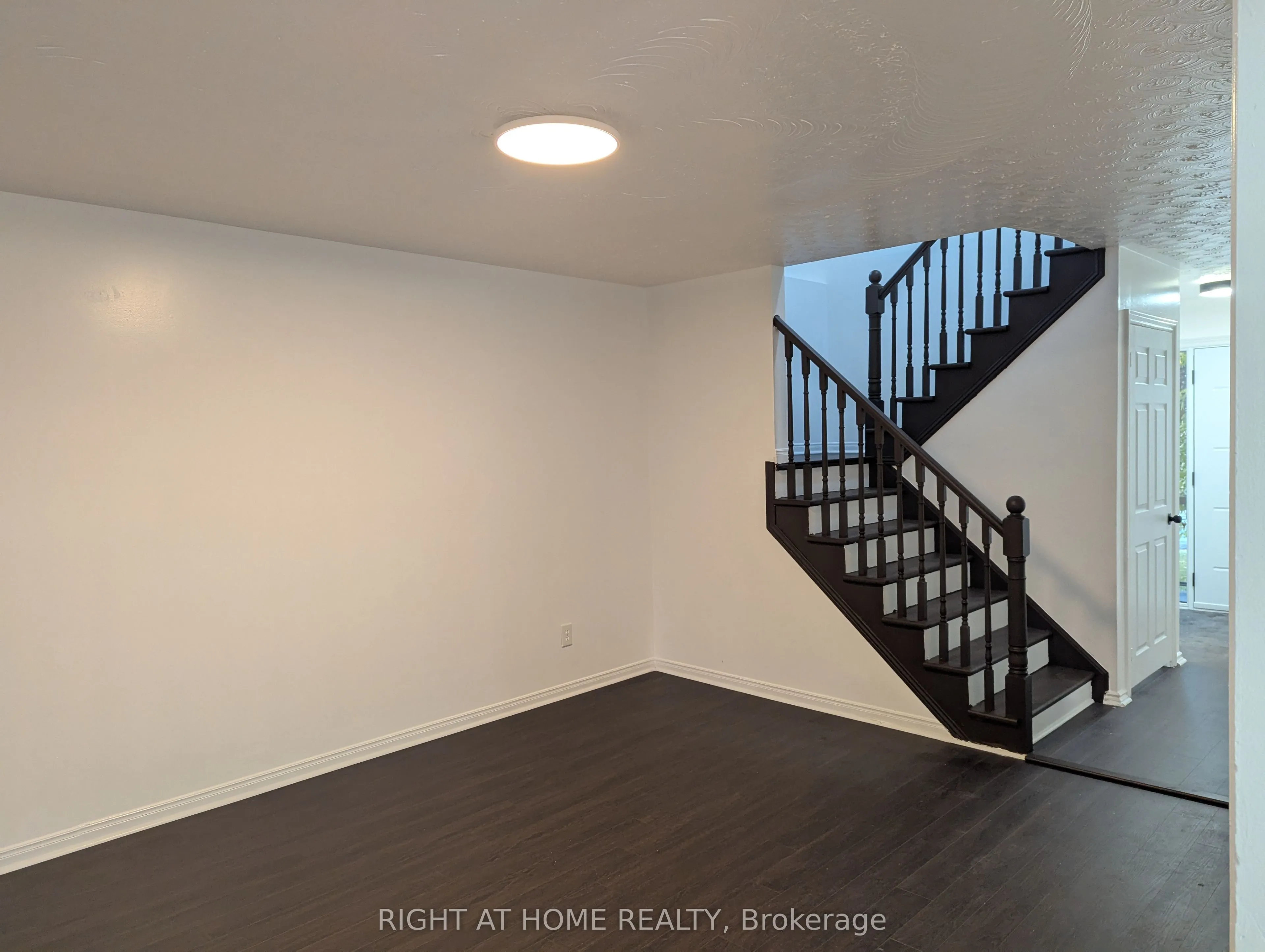 73 Skyview Drive