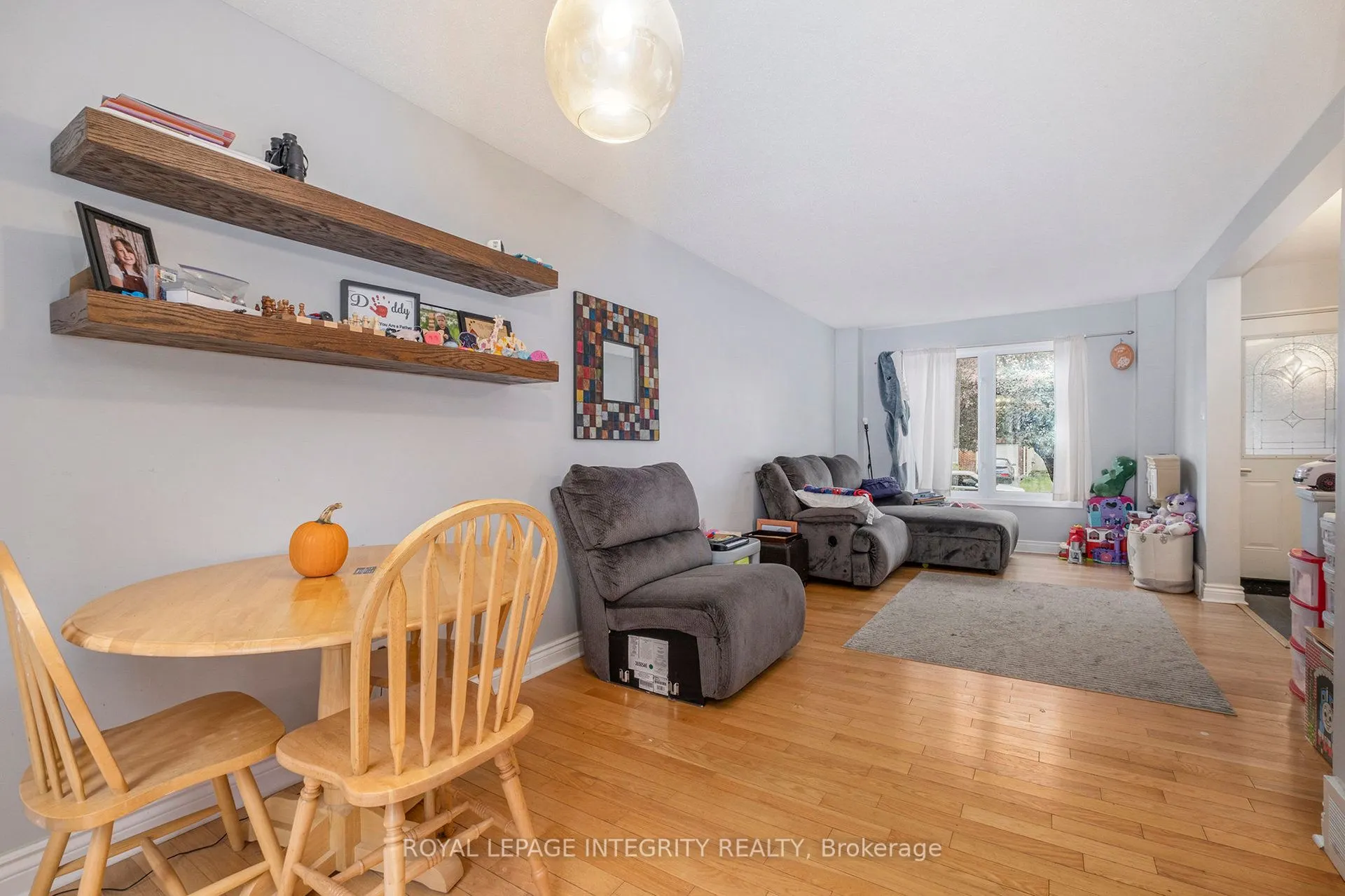 45 Raftus Square