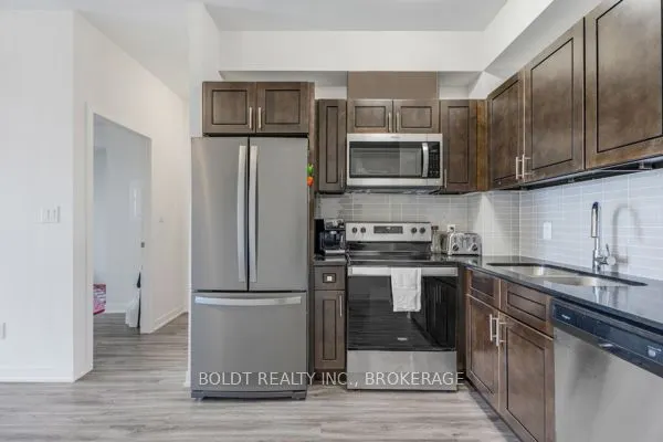 128 King Street N, #1607