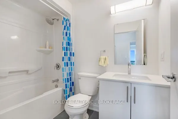 128 King Street N, #1607