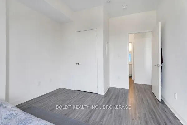 128 King Street N, #1607