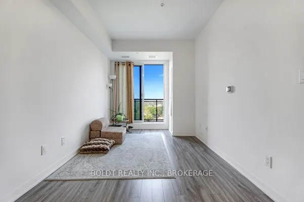 128 King Street N, #1607
