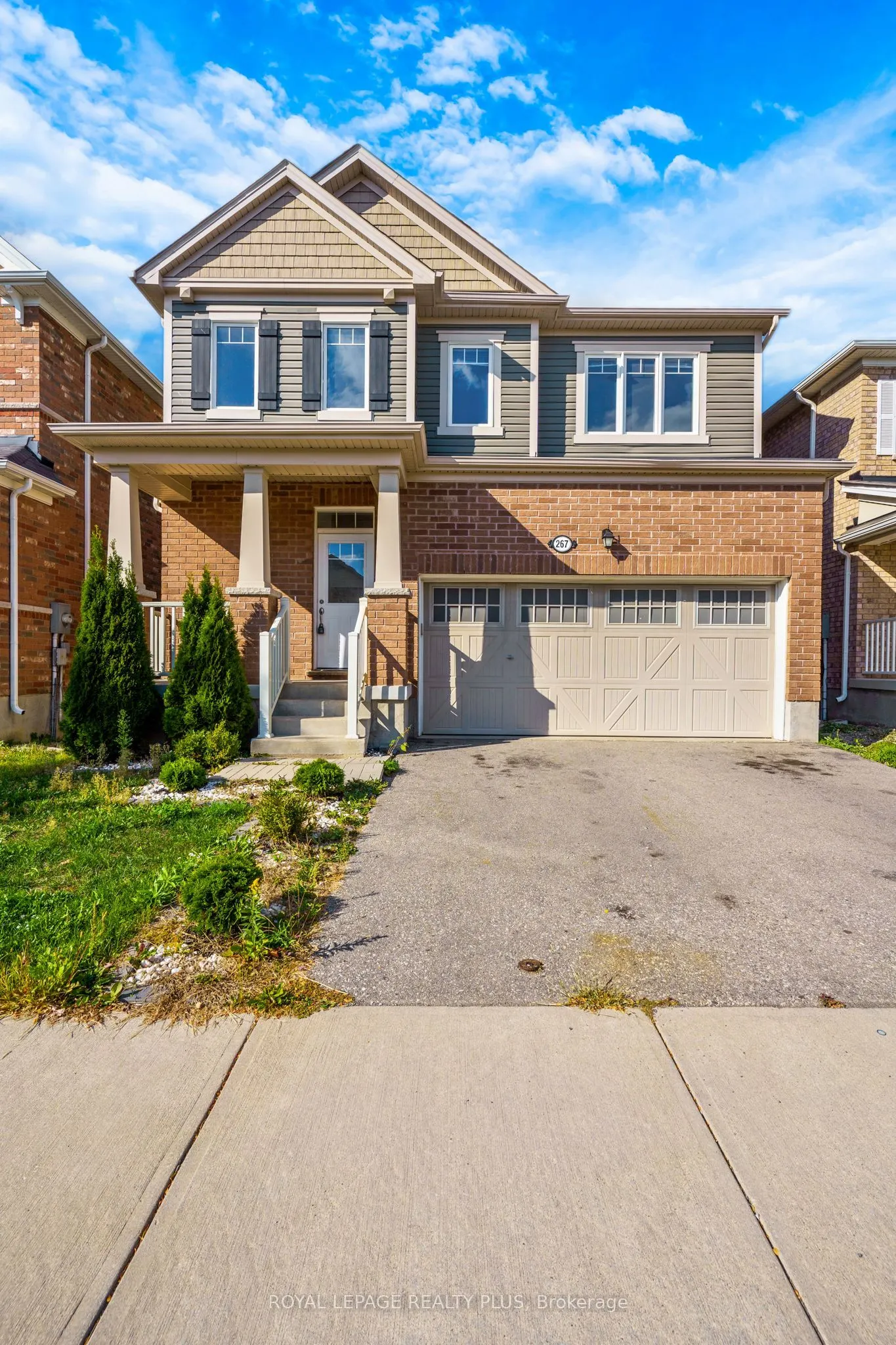267 Grovehill Crescent