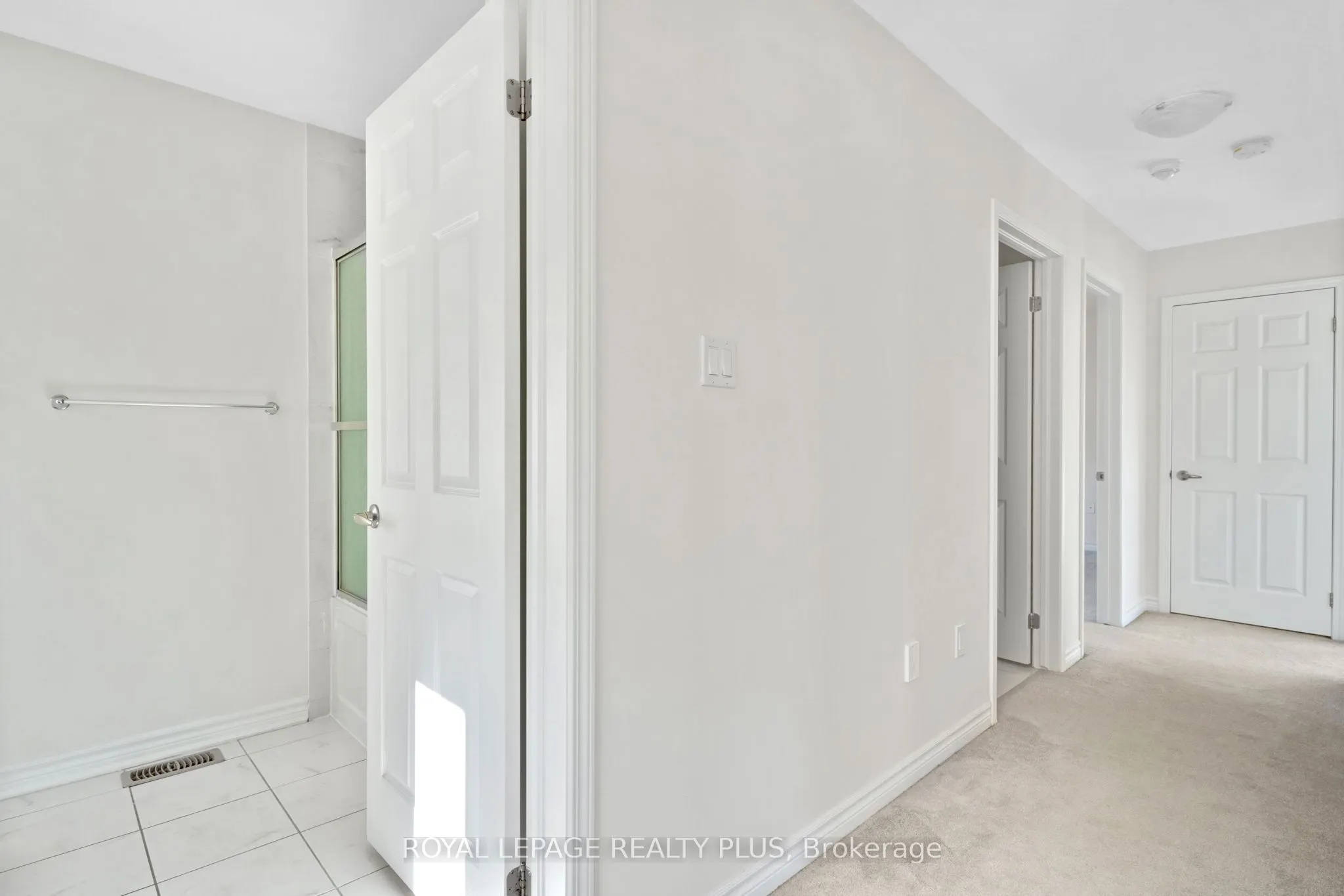 267 Grovehill Crescent