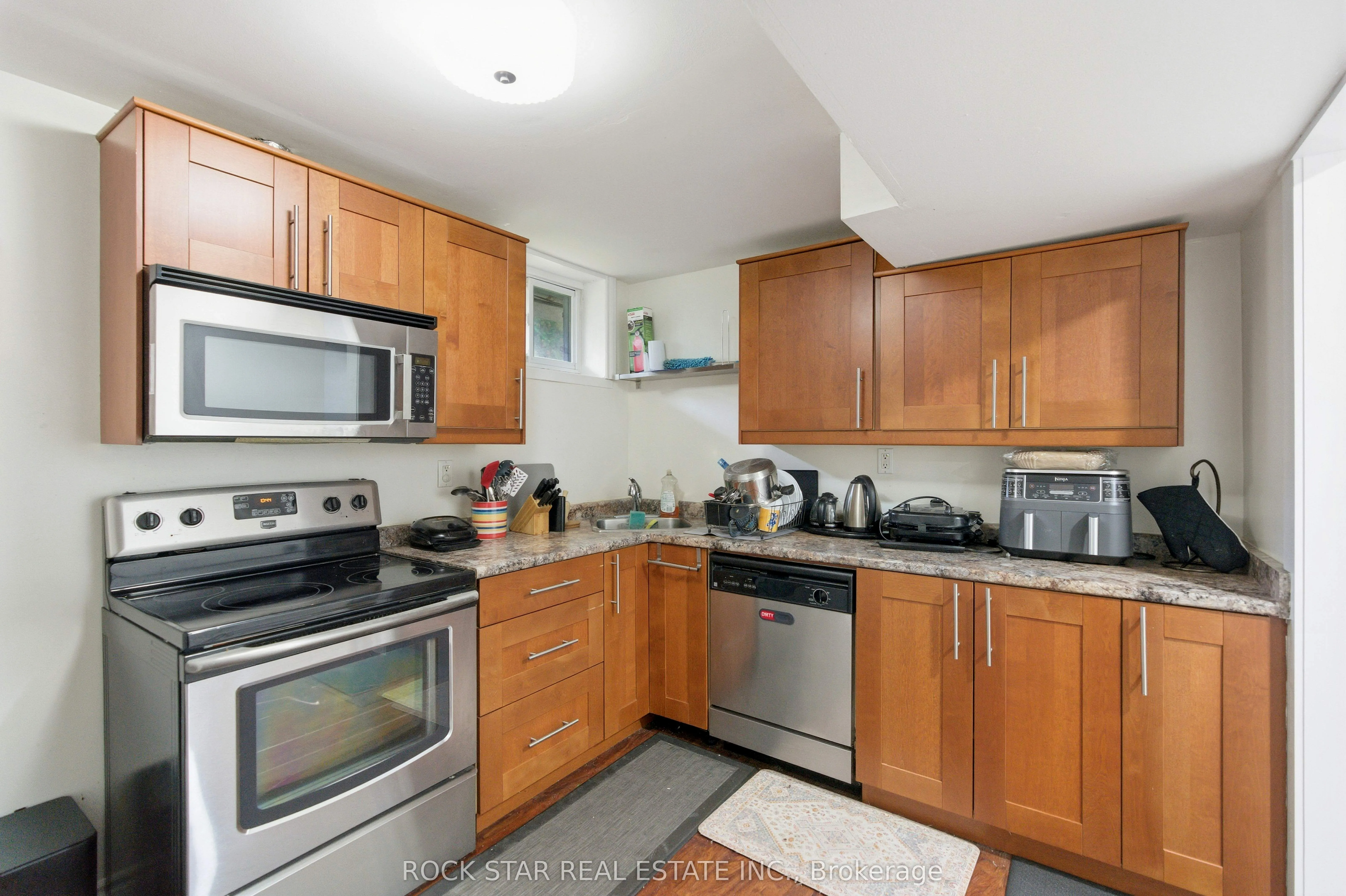111 Britten Close