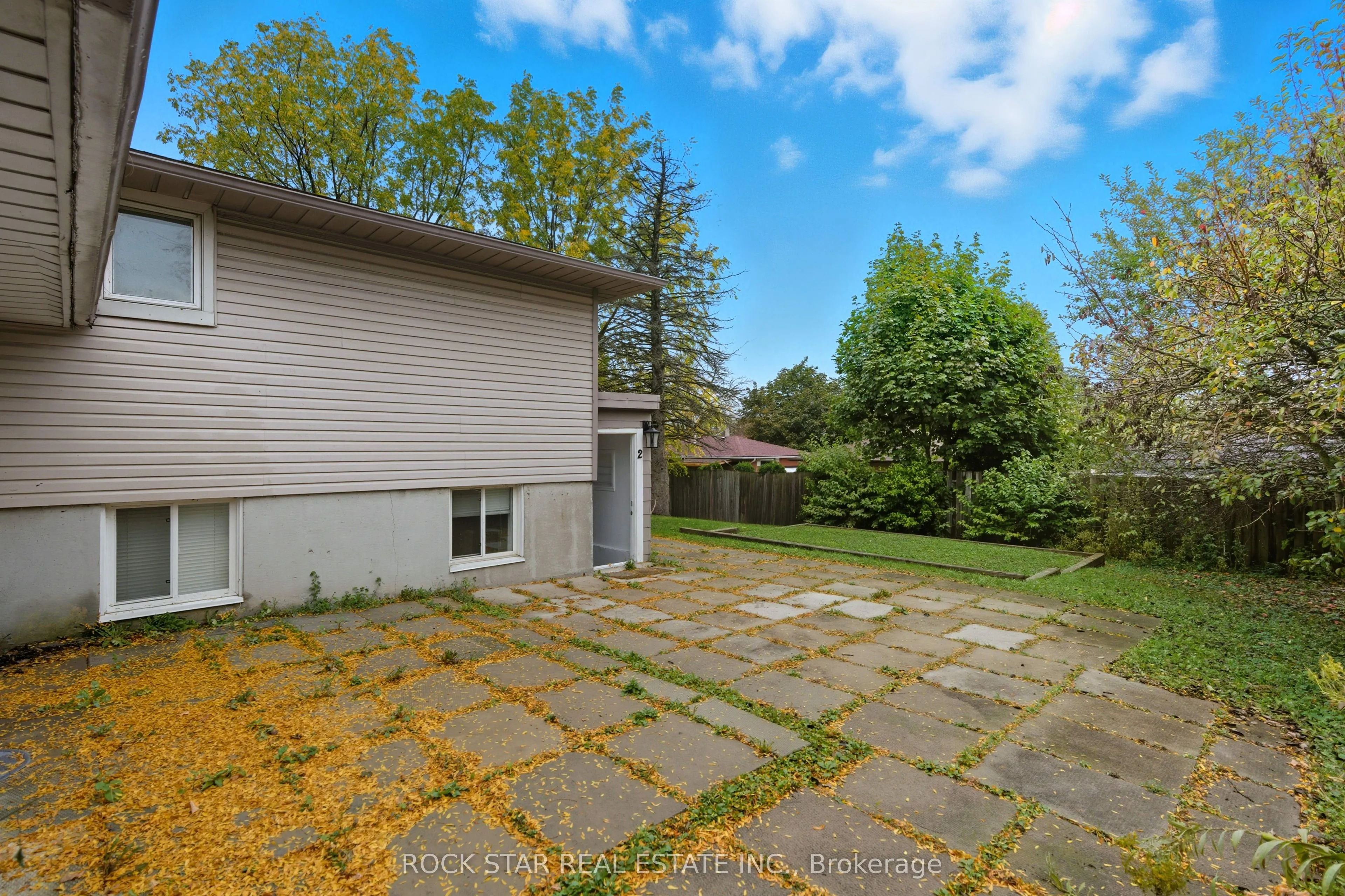 111 Britten Close