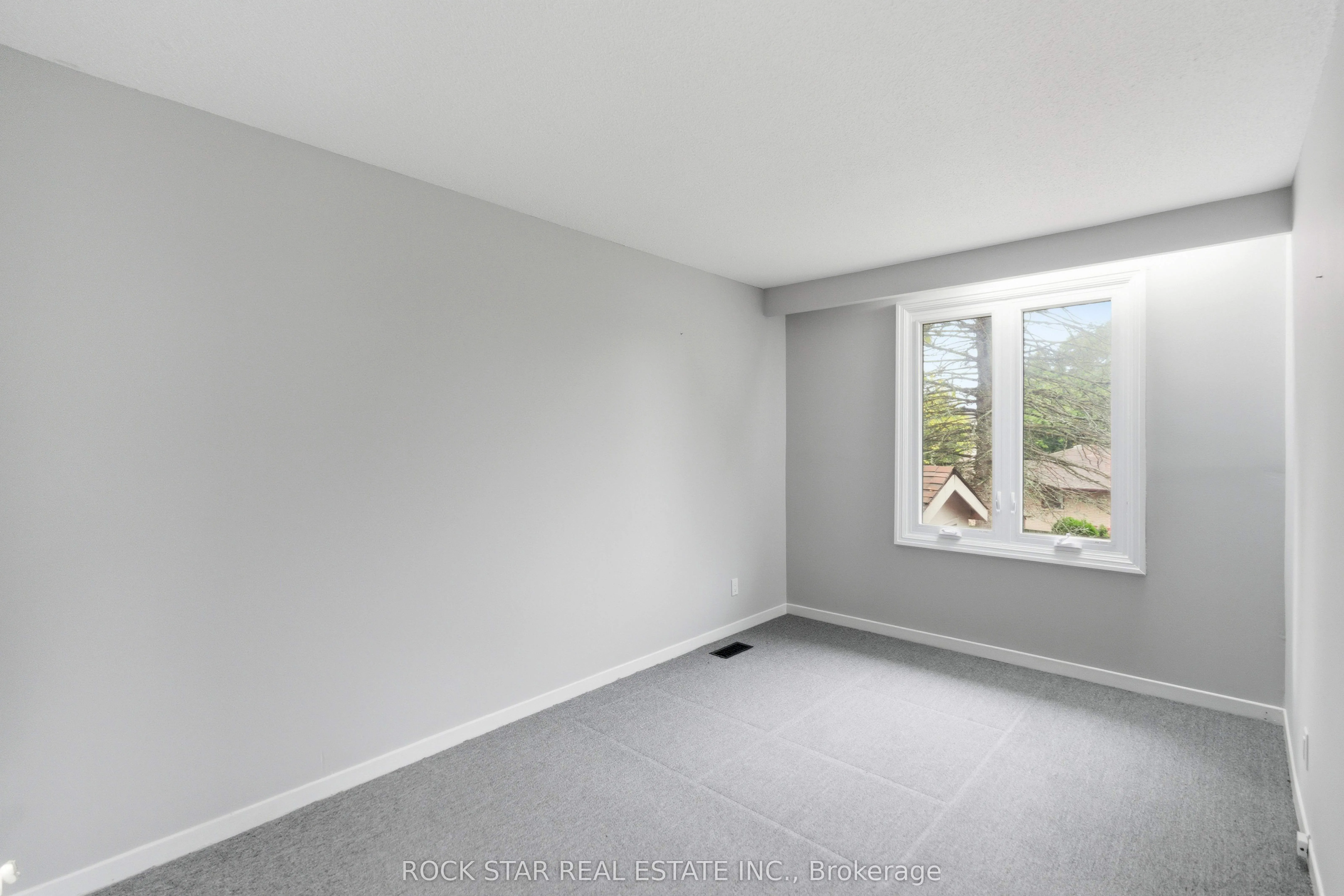 111 Britten Close
