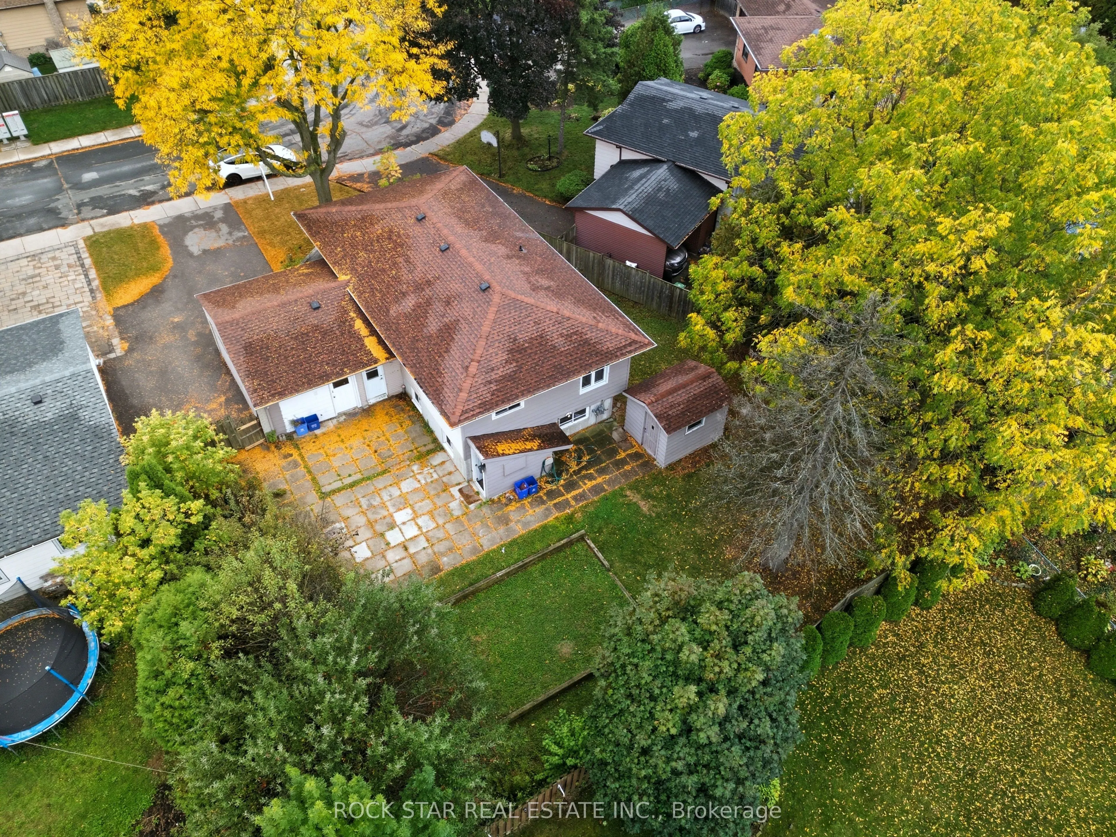 111 Britten Close