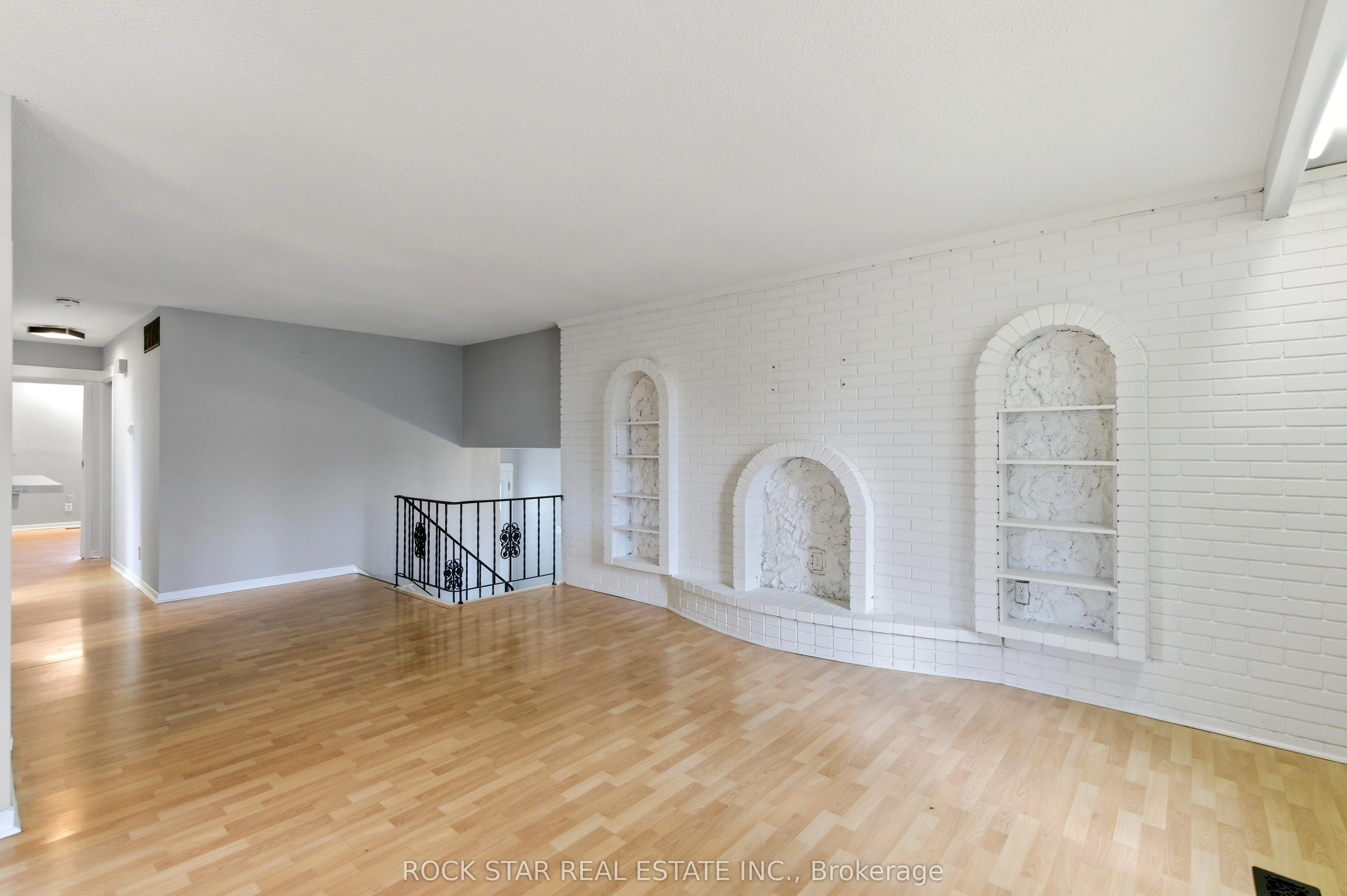 111 Britten Close