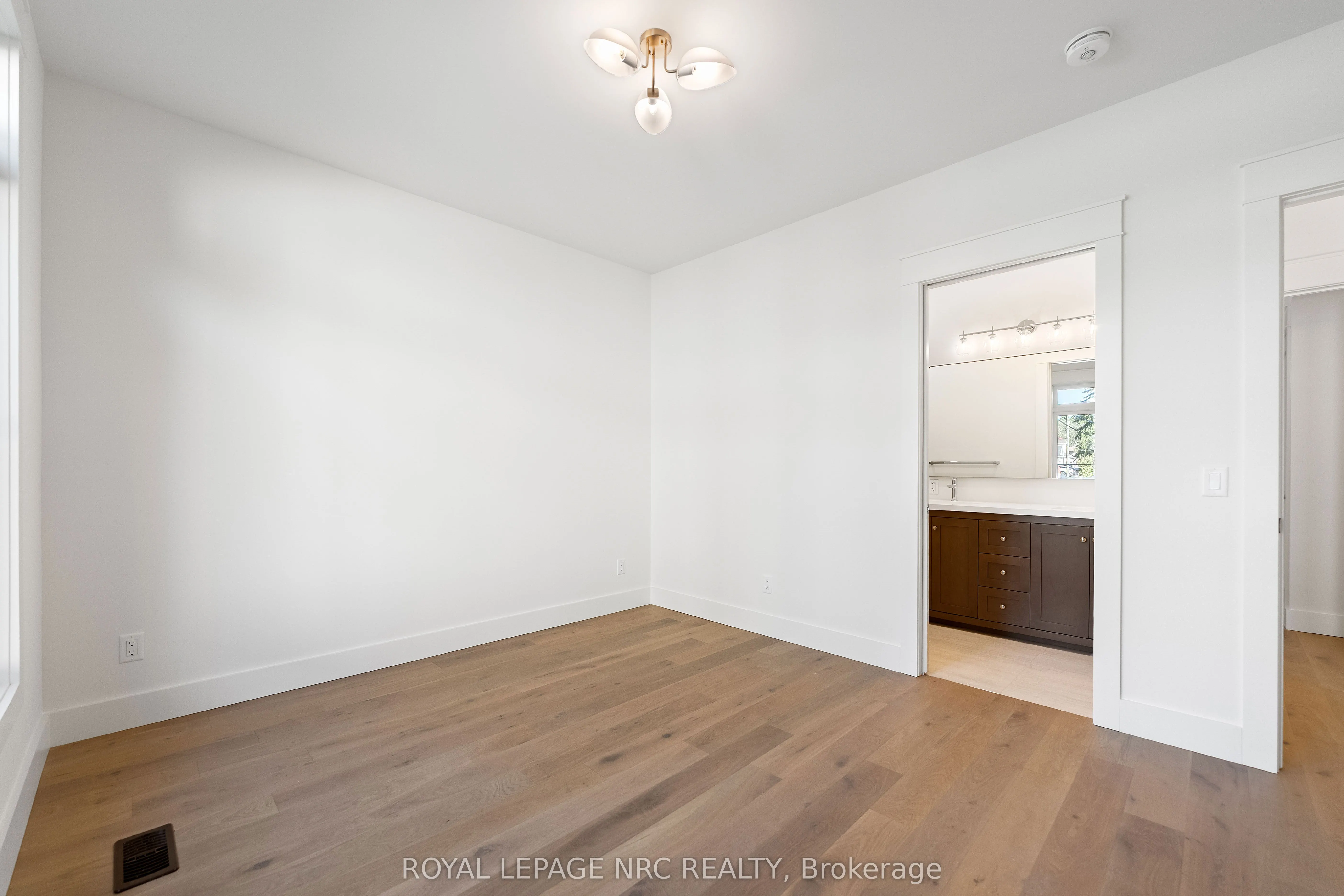 281 ELMWOOD Avenue