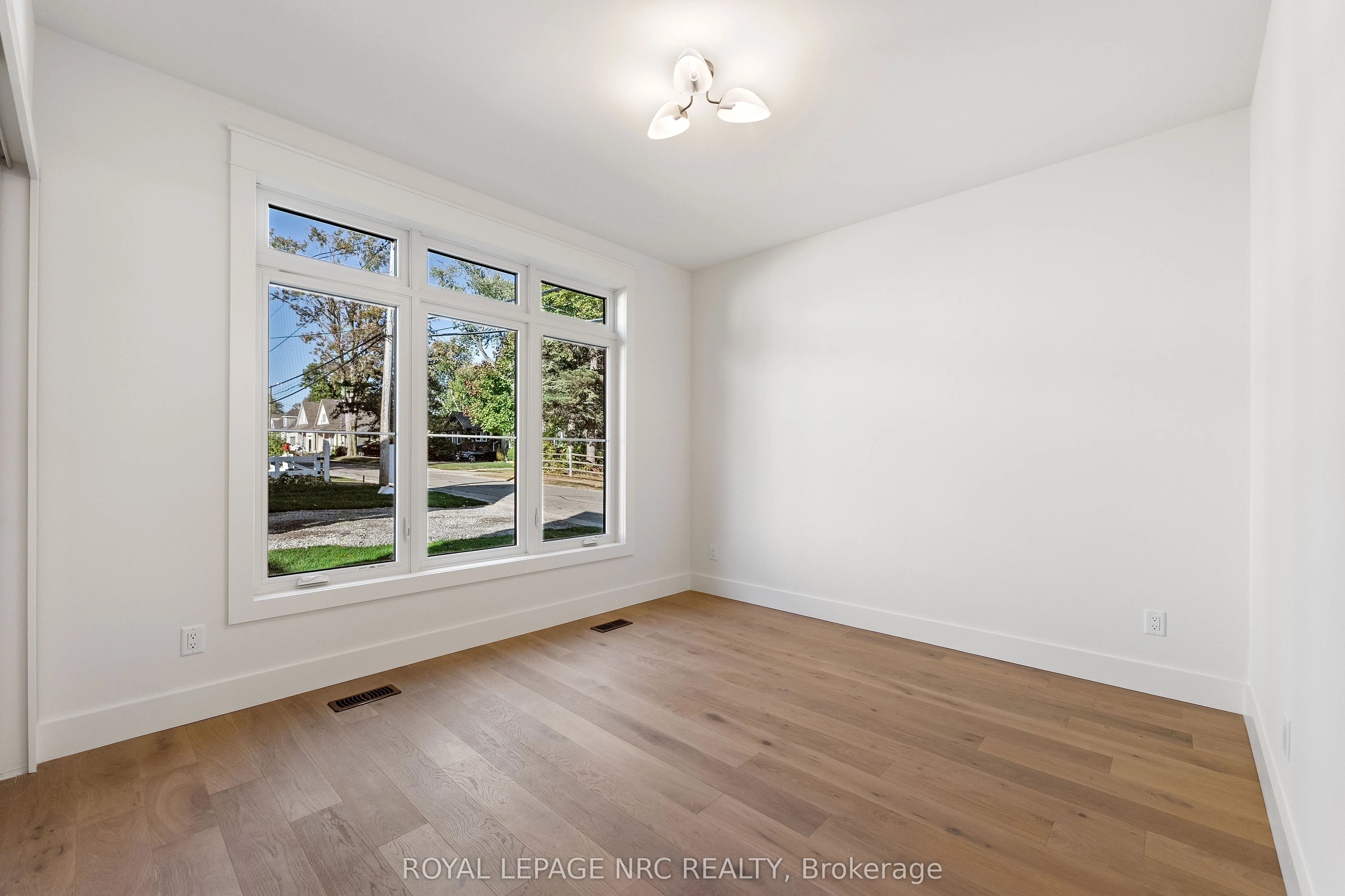 281 ELMWOOD Avenue