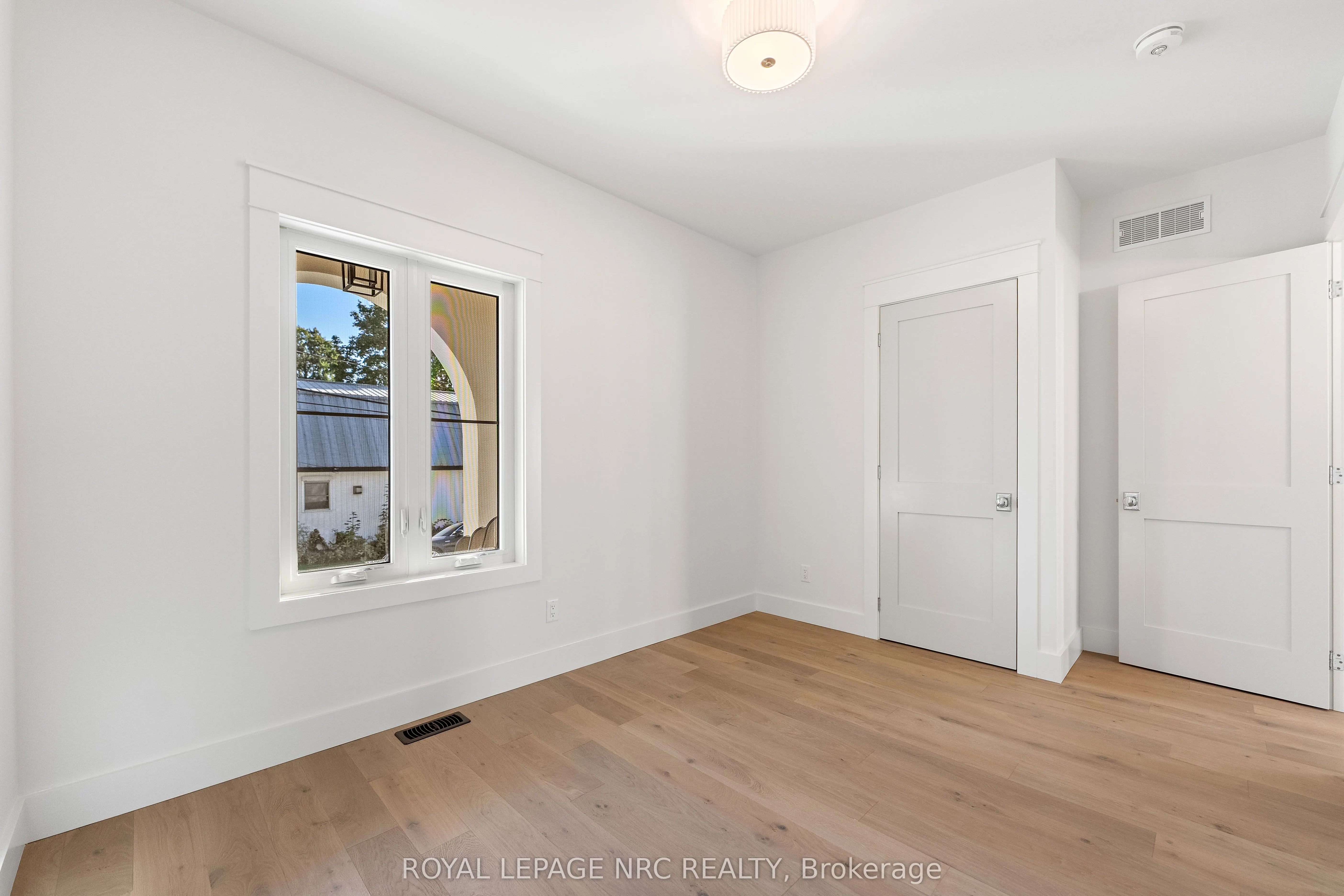 281 ELMWOOD Avenue