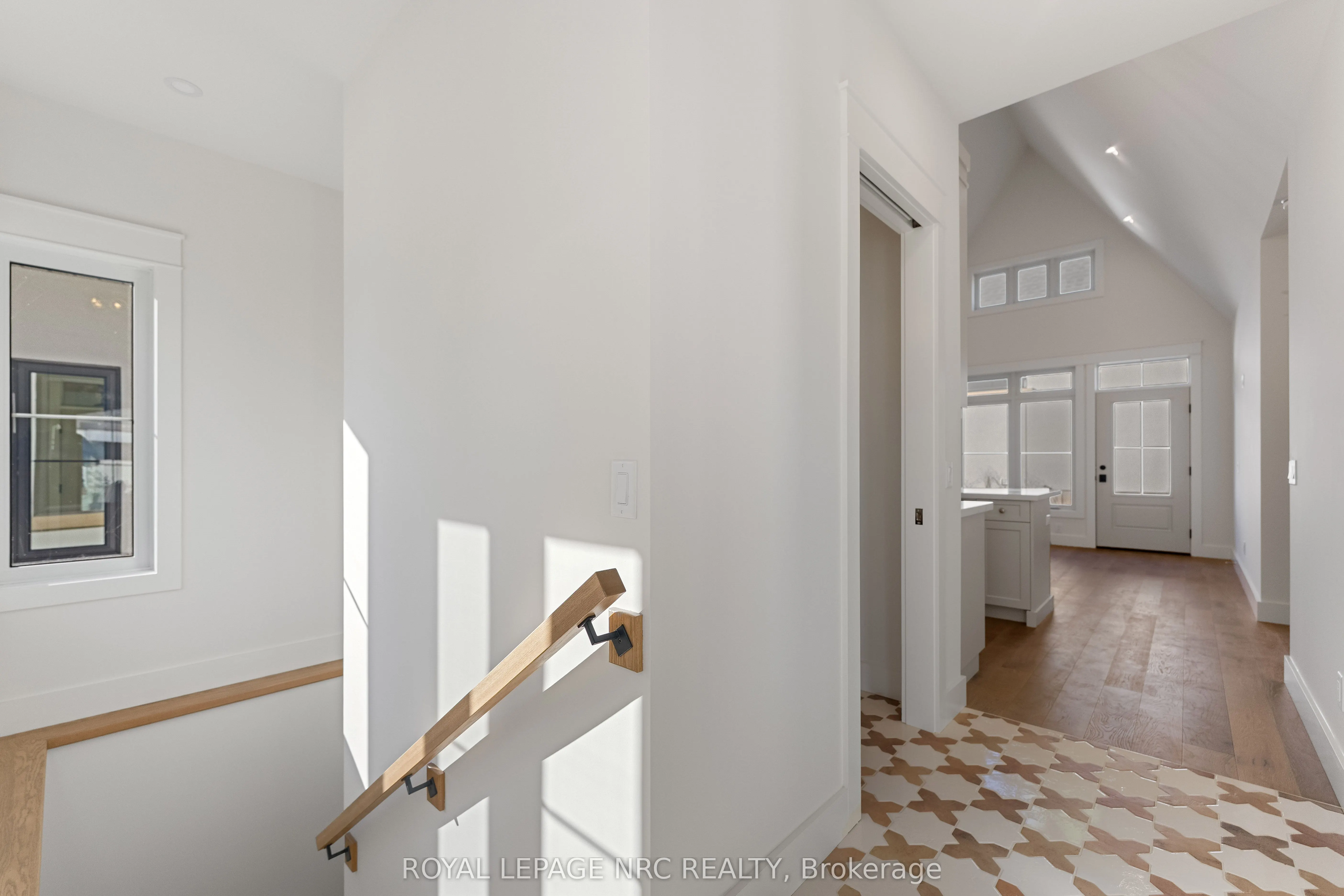 281 ELMWOOD Avenue