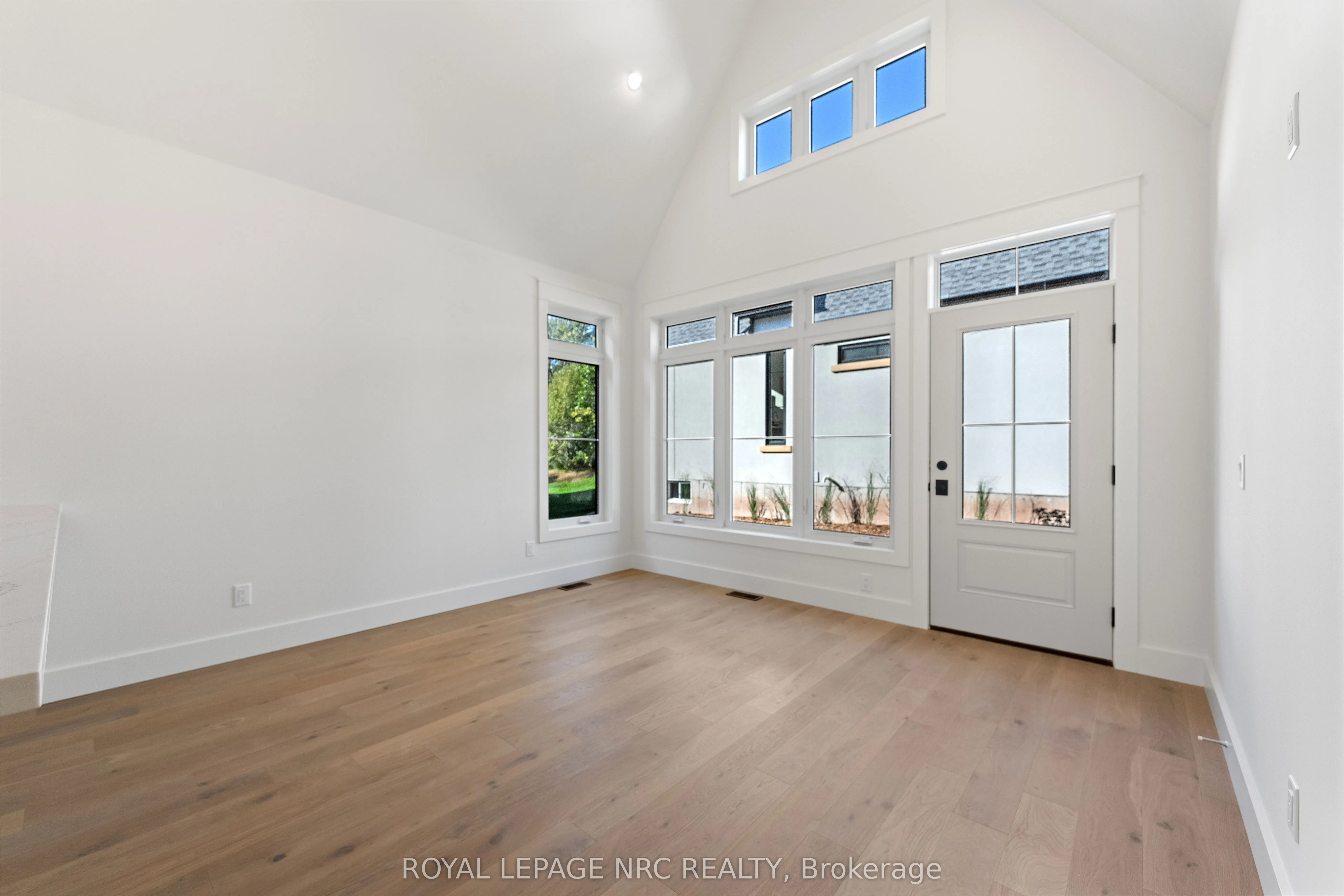 281 ELMWOOD Avenue