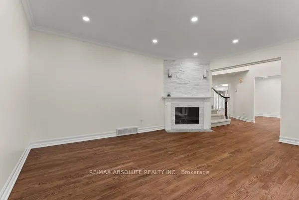 6 Howard Court