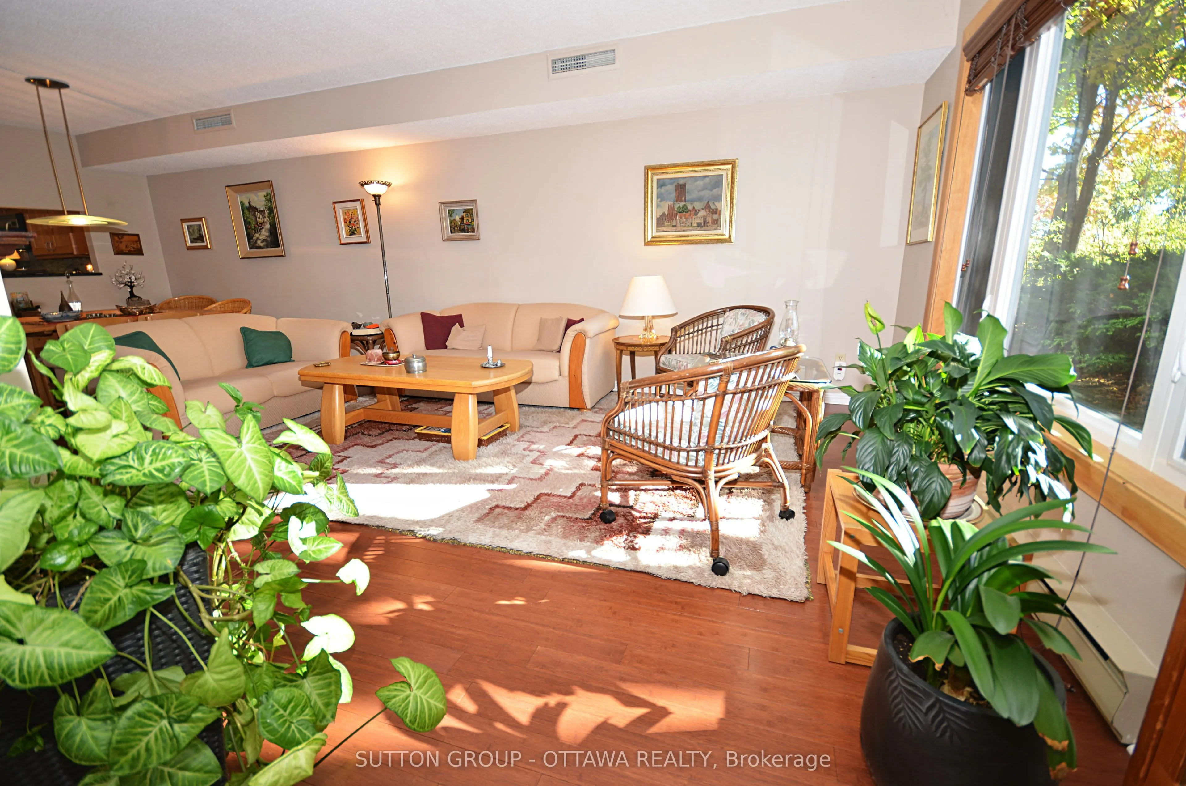 261 BOTANICA Private, #Unit 62