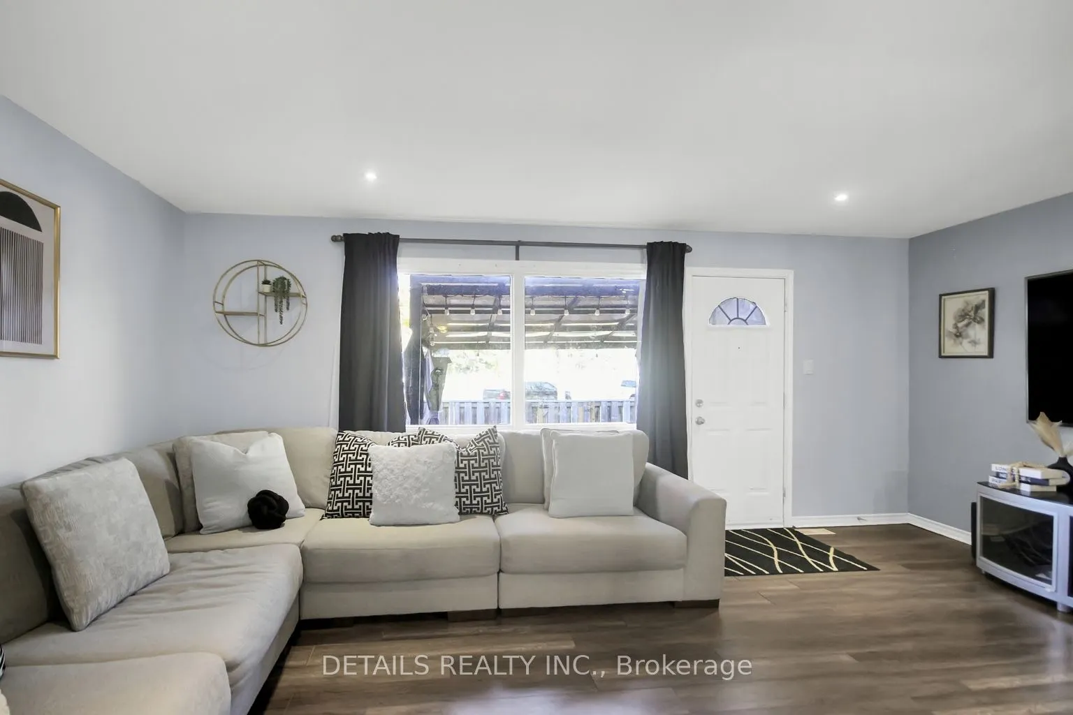 3575 Downpatrick Road E, #2