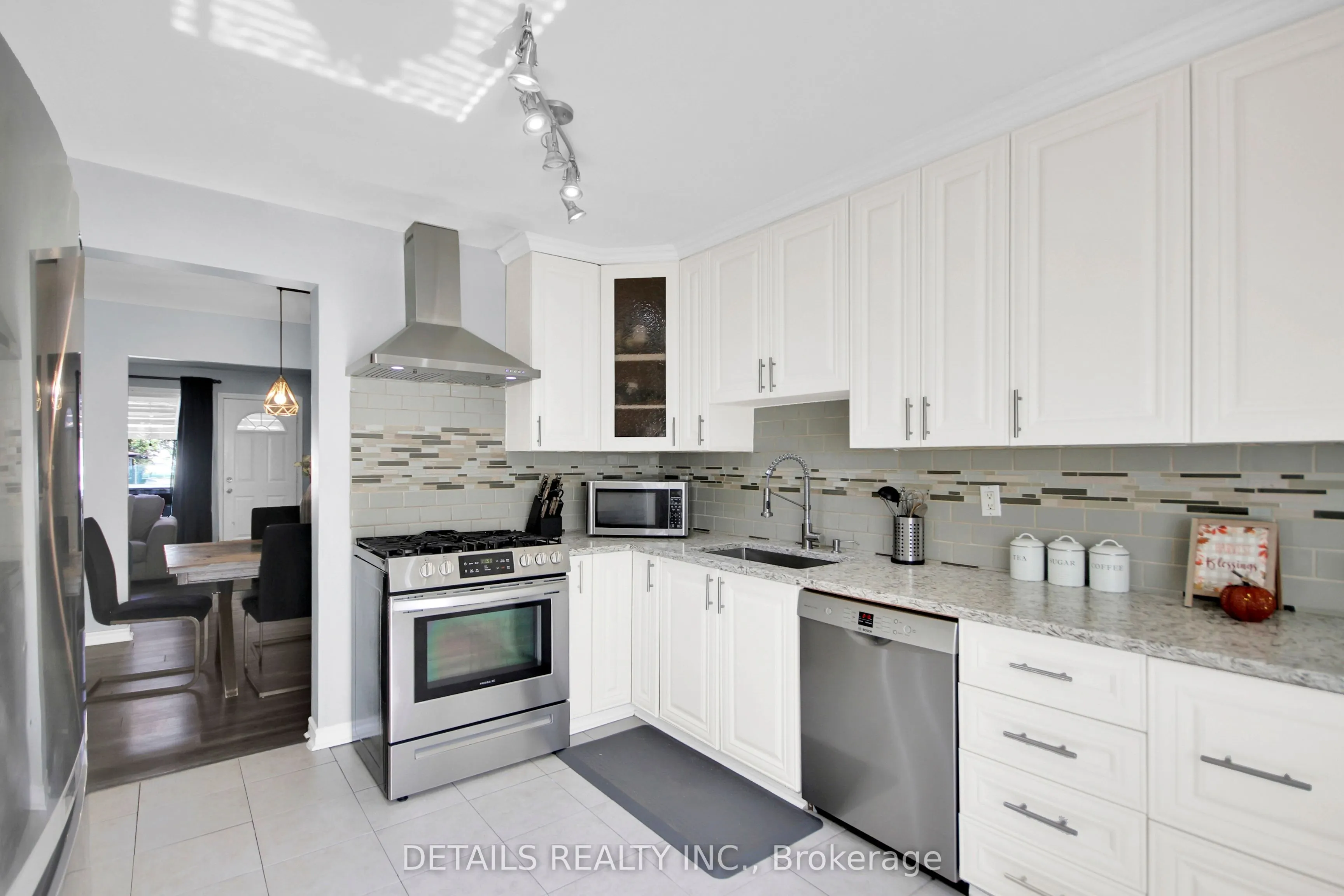 3575 Downpatrick Road E, #2