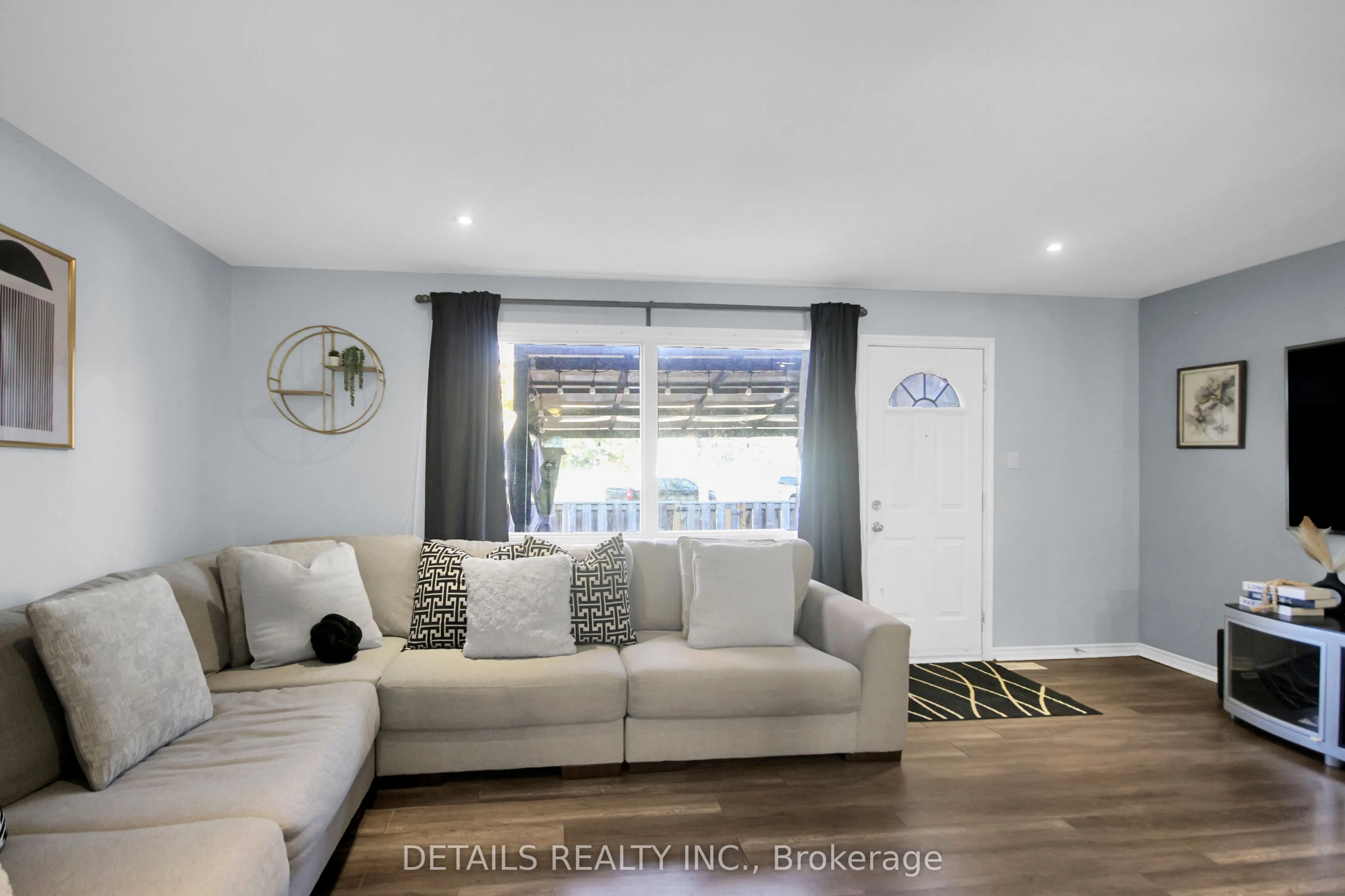 3575 Downpatrick Road E, #2
