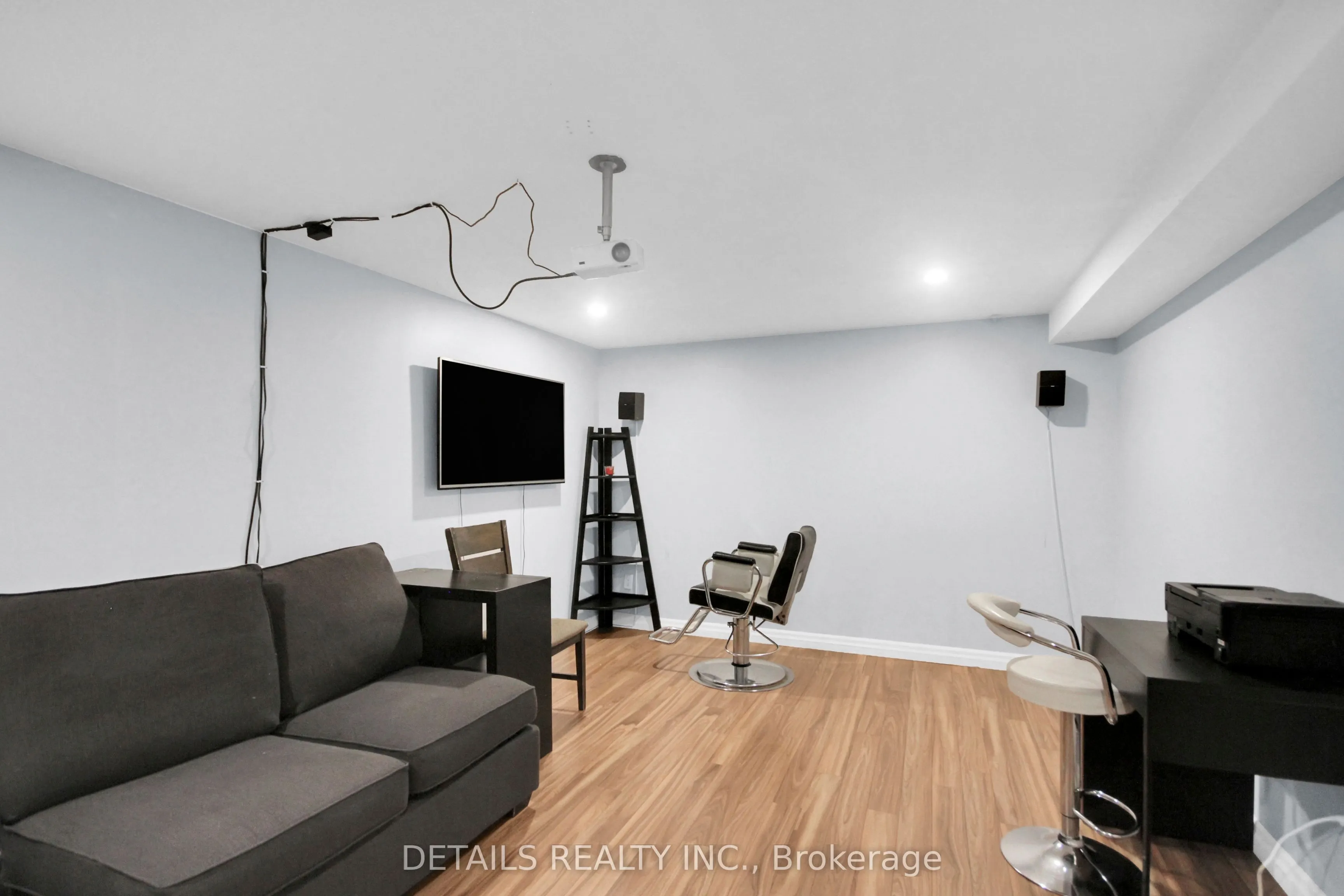 3575 Downpatrick Road E, #2