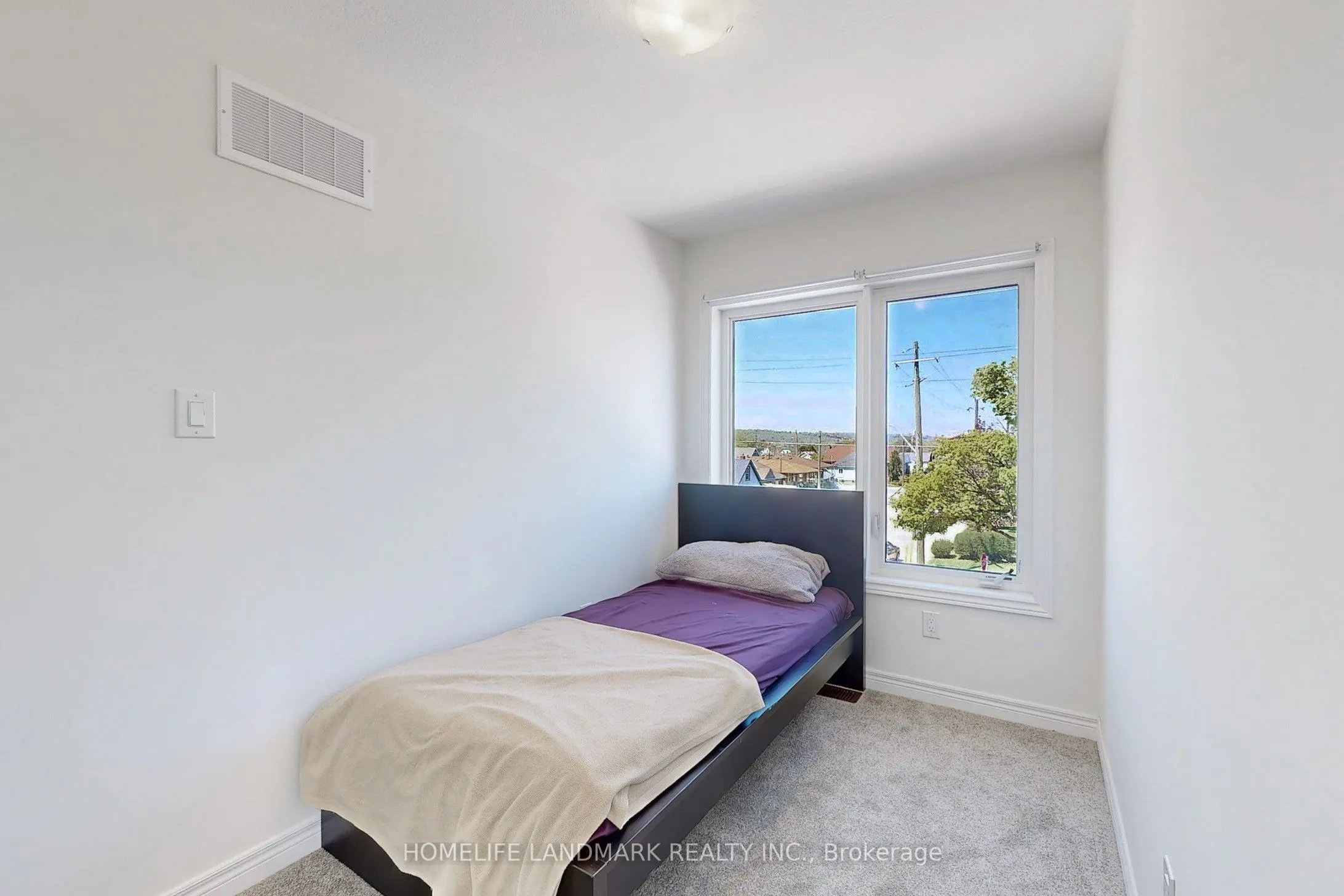 2 Reid Avenue N