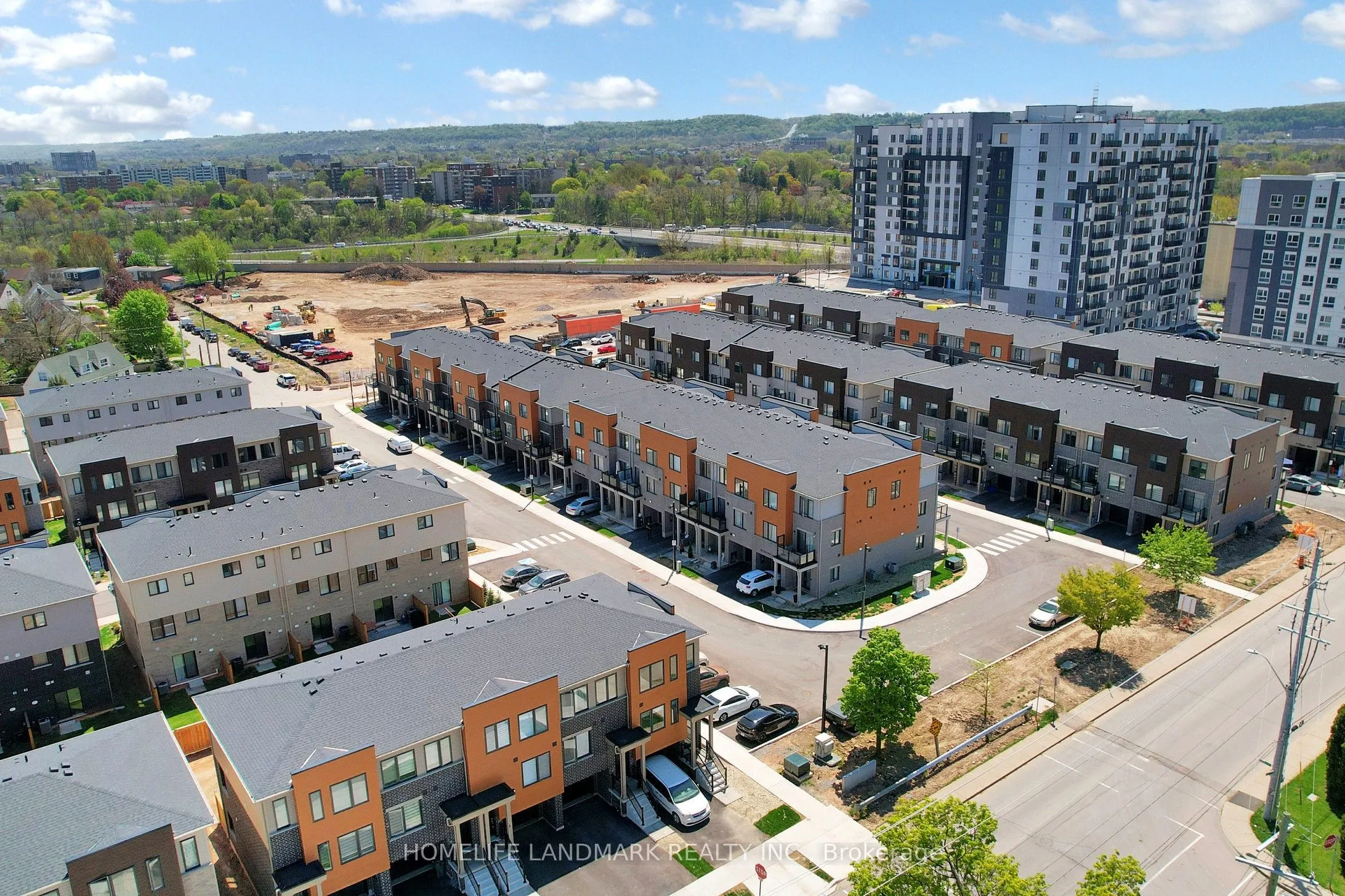 2 Reid Avenue N