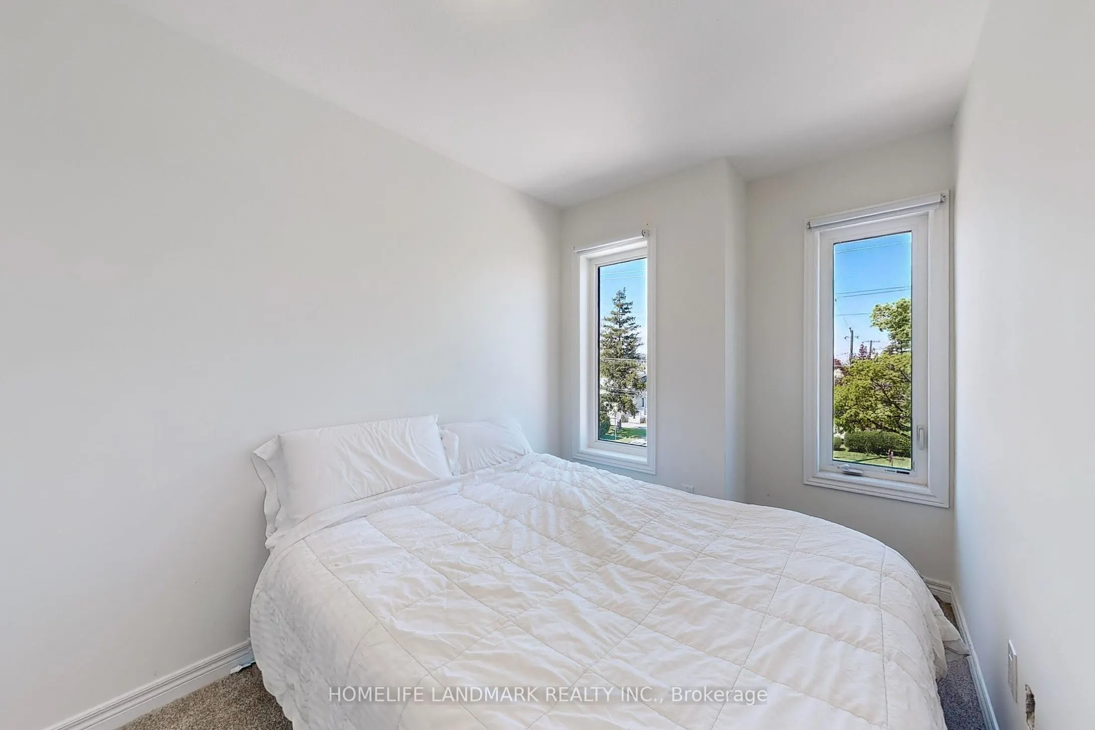 2 Reid Avenue N