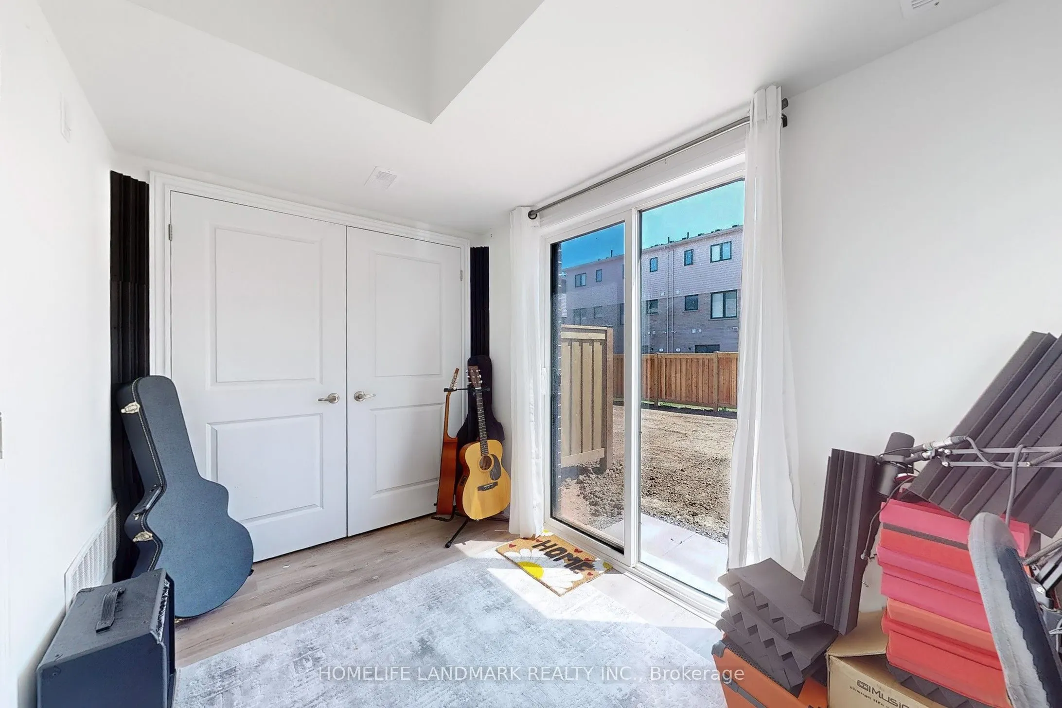 2 Reid Avenue N