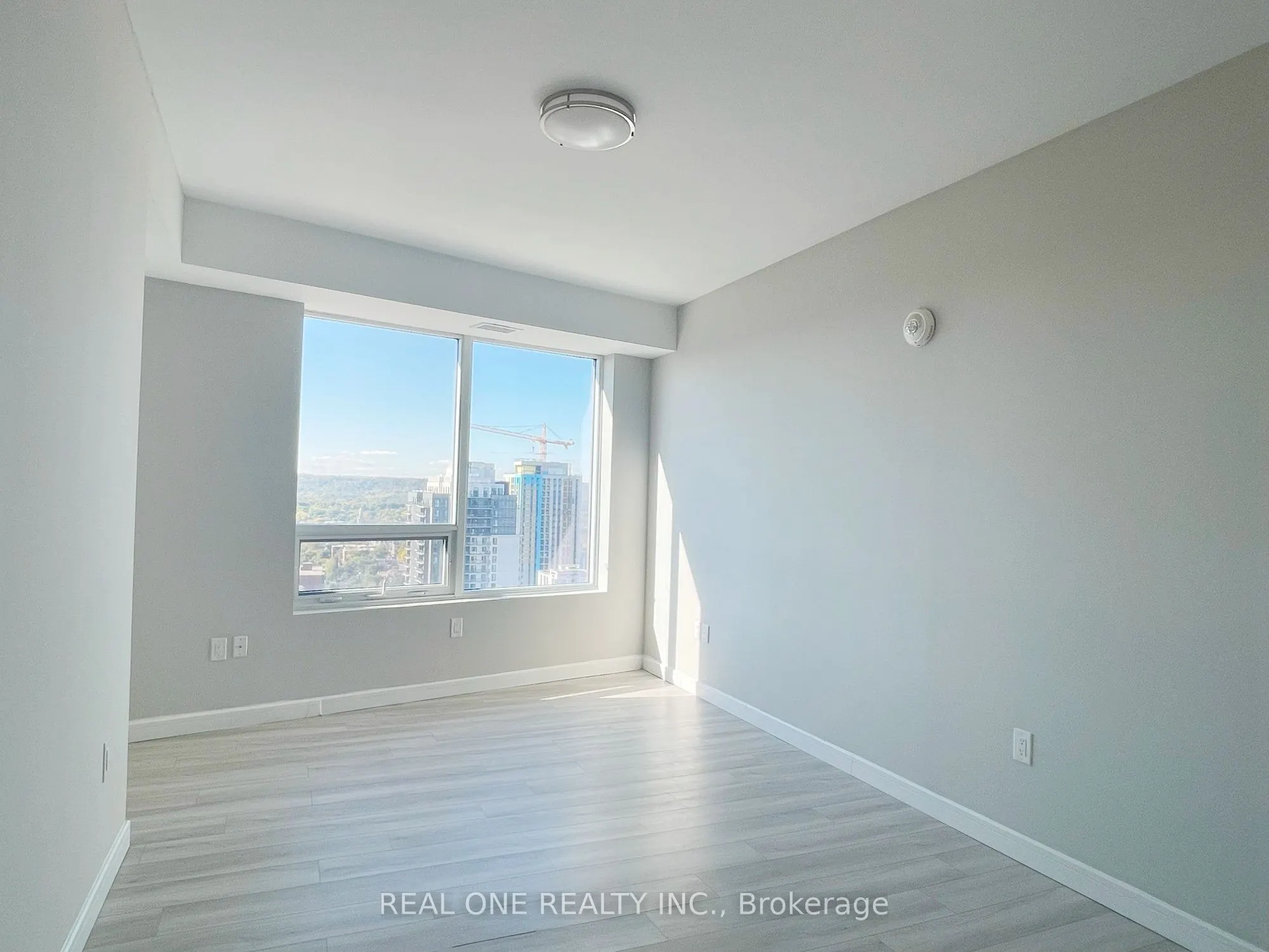 20 George Street, #2809