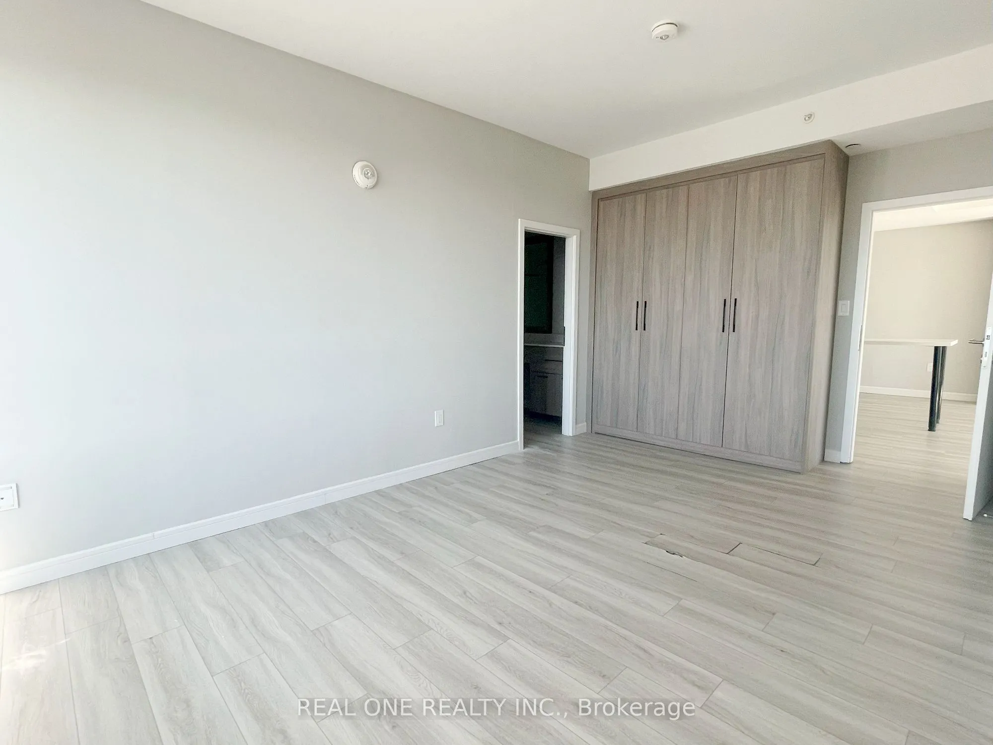 20 George Street, #2809