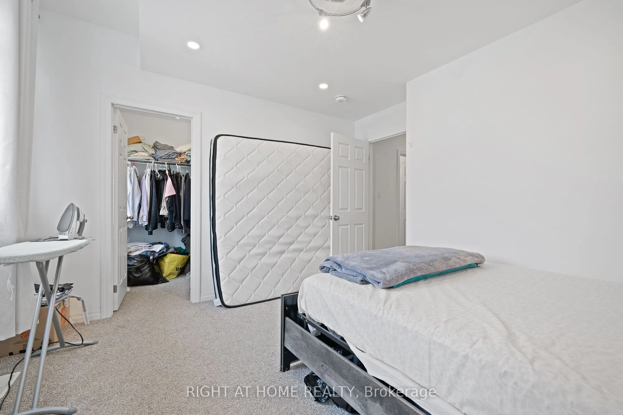 139 FREURE Drive