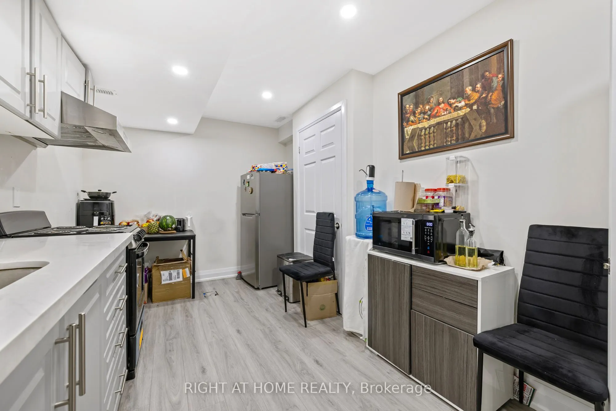 139 FREURE Drive