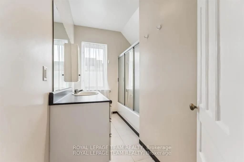 1538 Stittsville Main Street