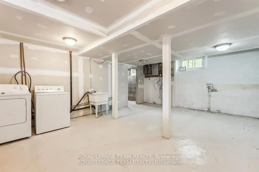1538 Stittsville Main Street