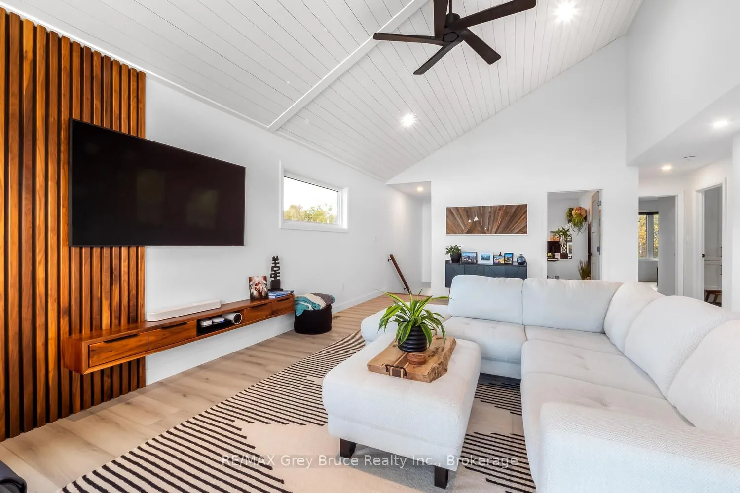 166 COUNTRYSIDE Drive
