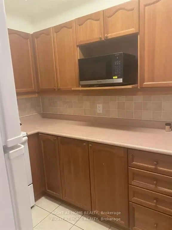 120 Grant Carman Drive, #1212