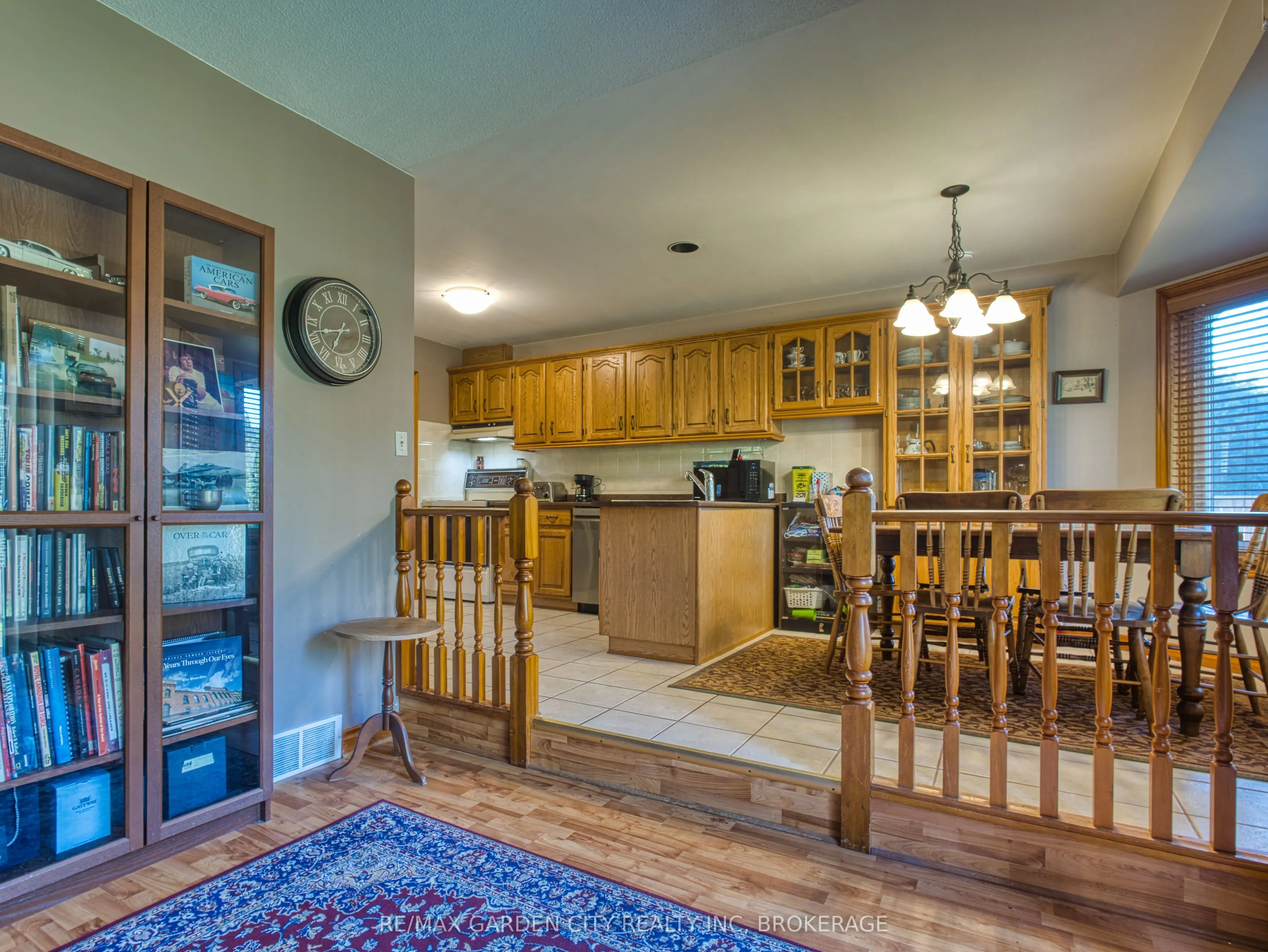 2 Harvest Oak Drive