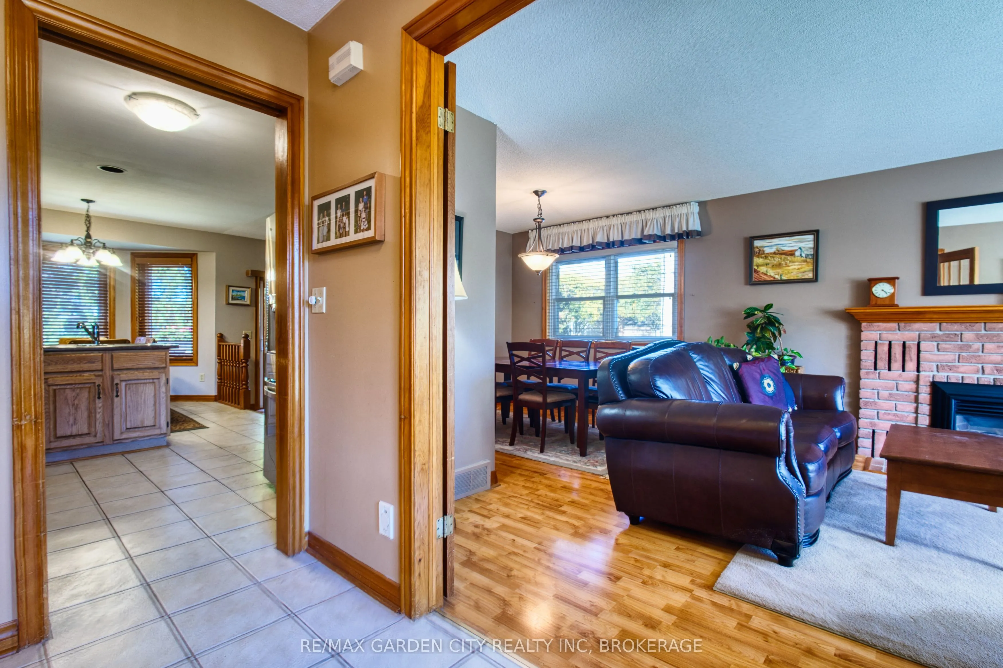 2 Harvest Oak Drive