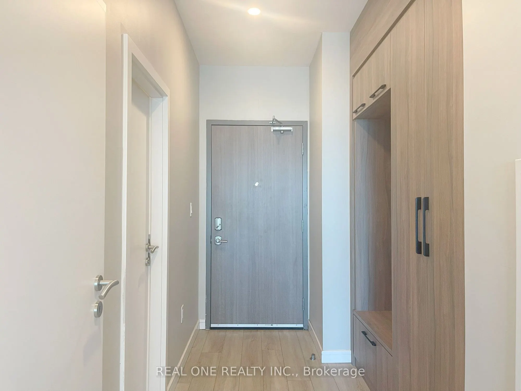 20 George Street, #2102