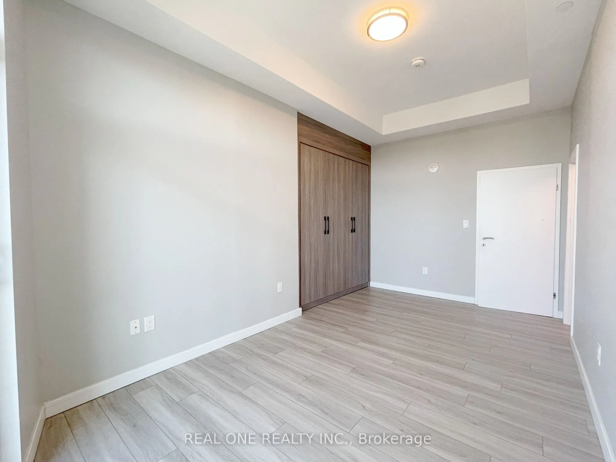20 George Street, #2102