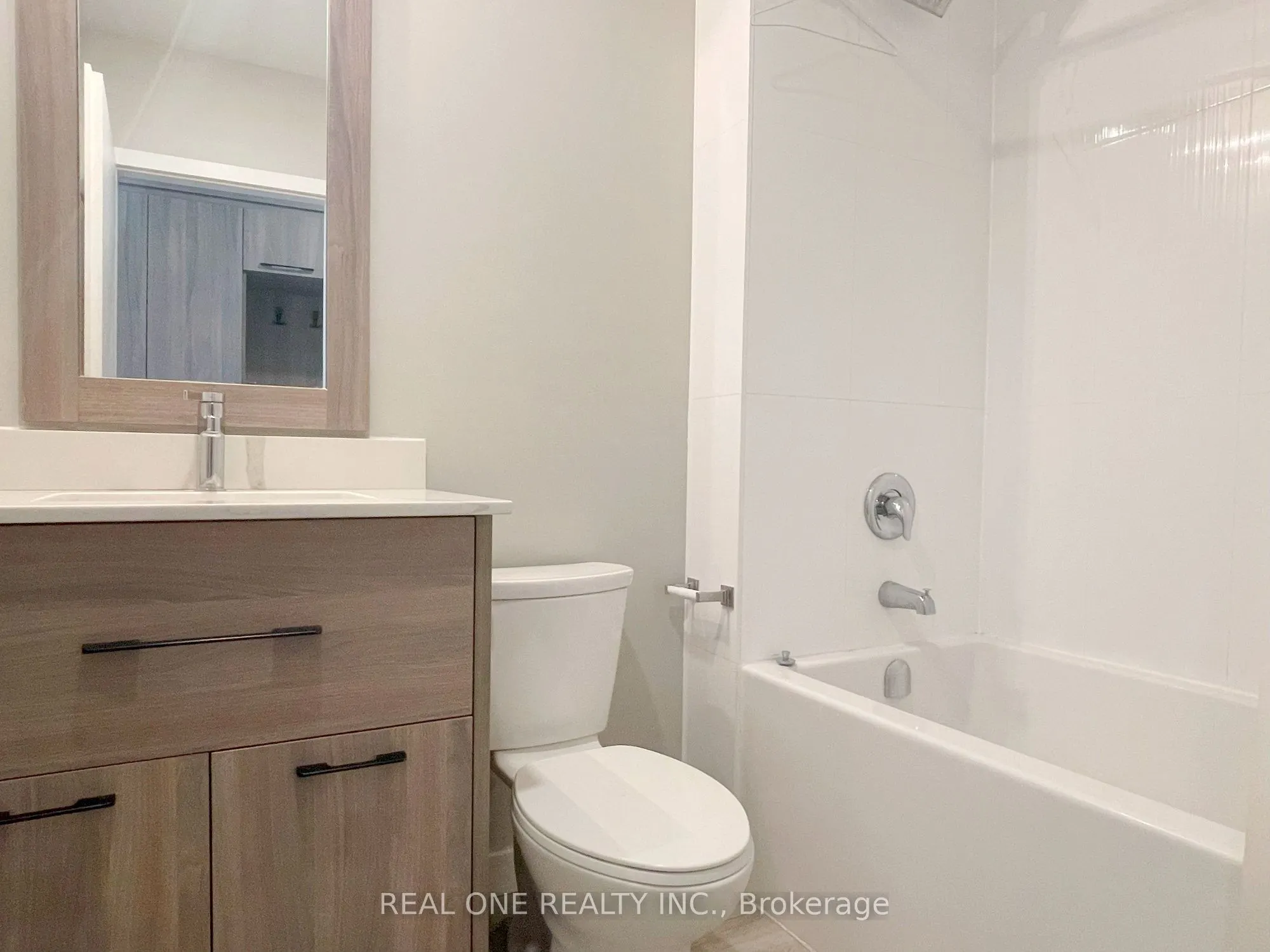 20 George Street, #2102