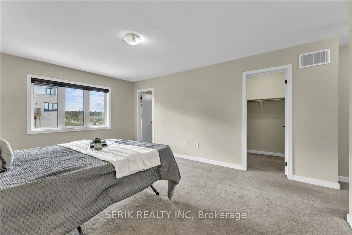 94 Crafter Crescent