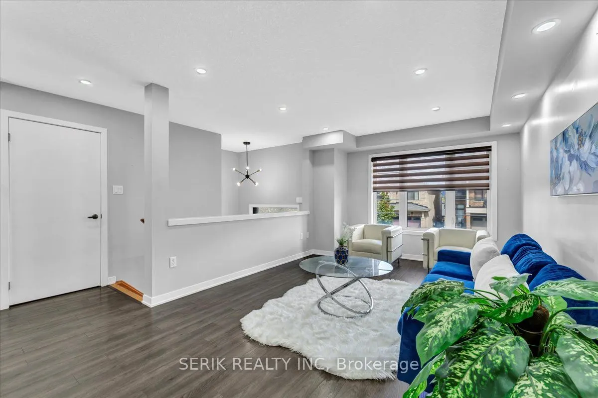 94 Crafter Crescent