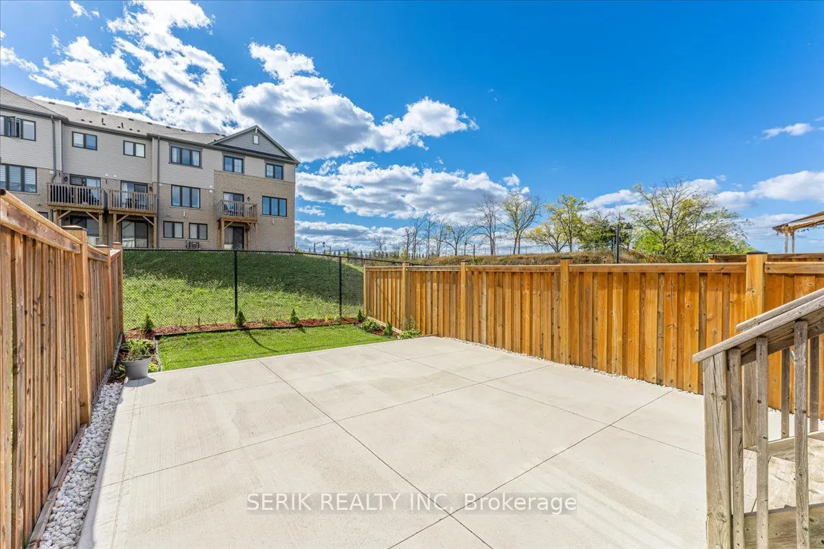 94 Crafter Crescent