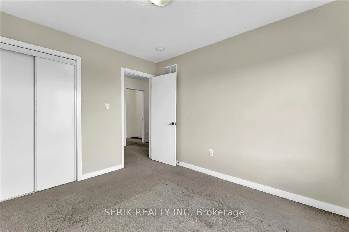 94 Crafter Crescent