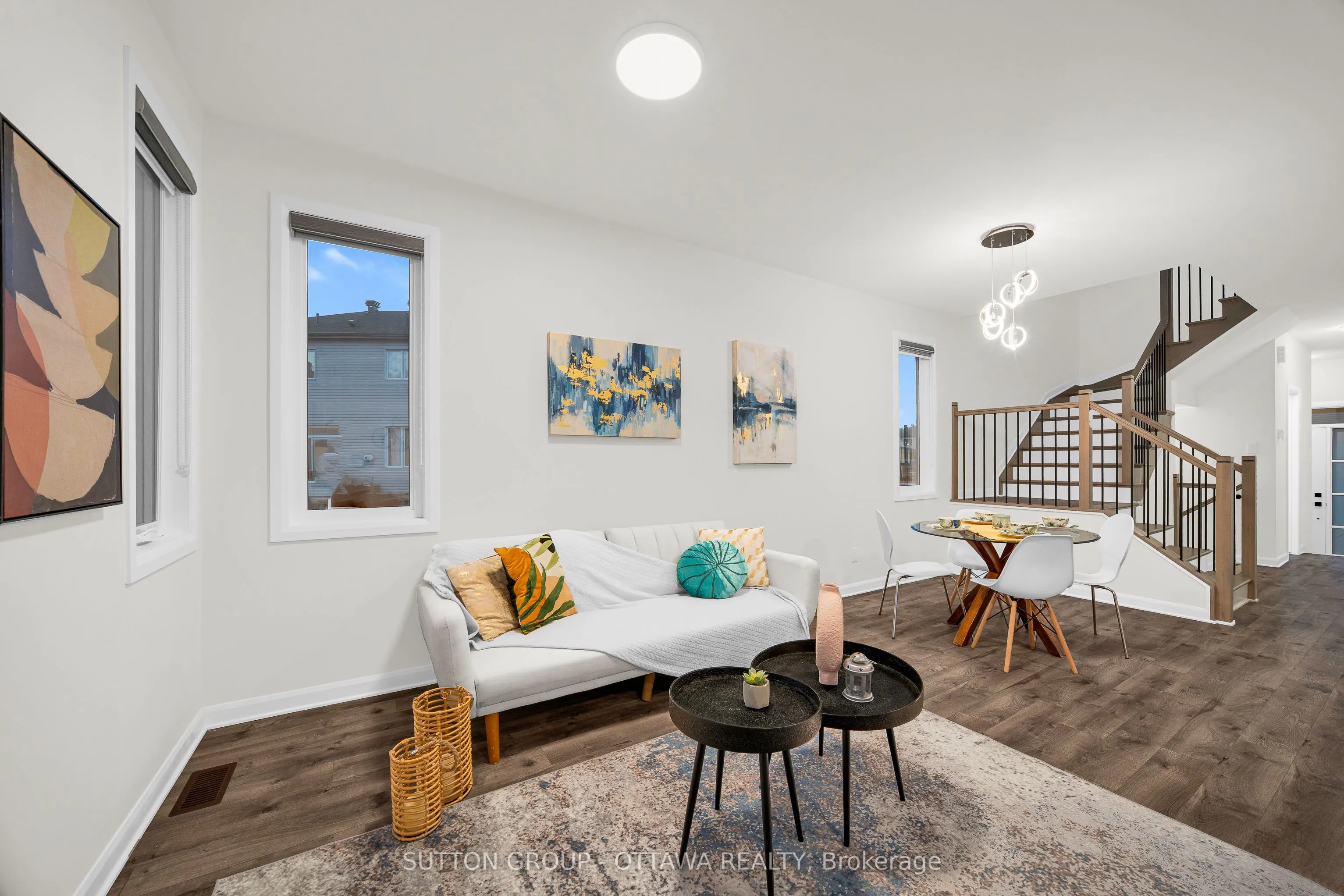 1006 Speedvale Court